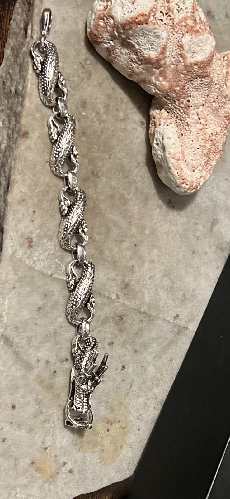 Old Tibetan Silver Handmade Carved Dragon Head Bracelet 9\