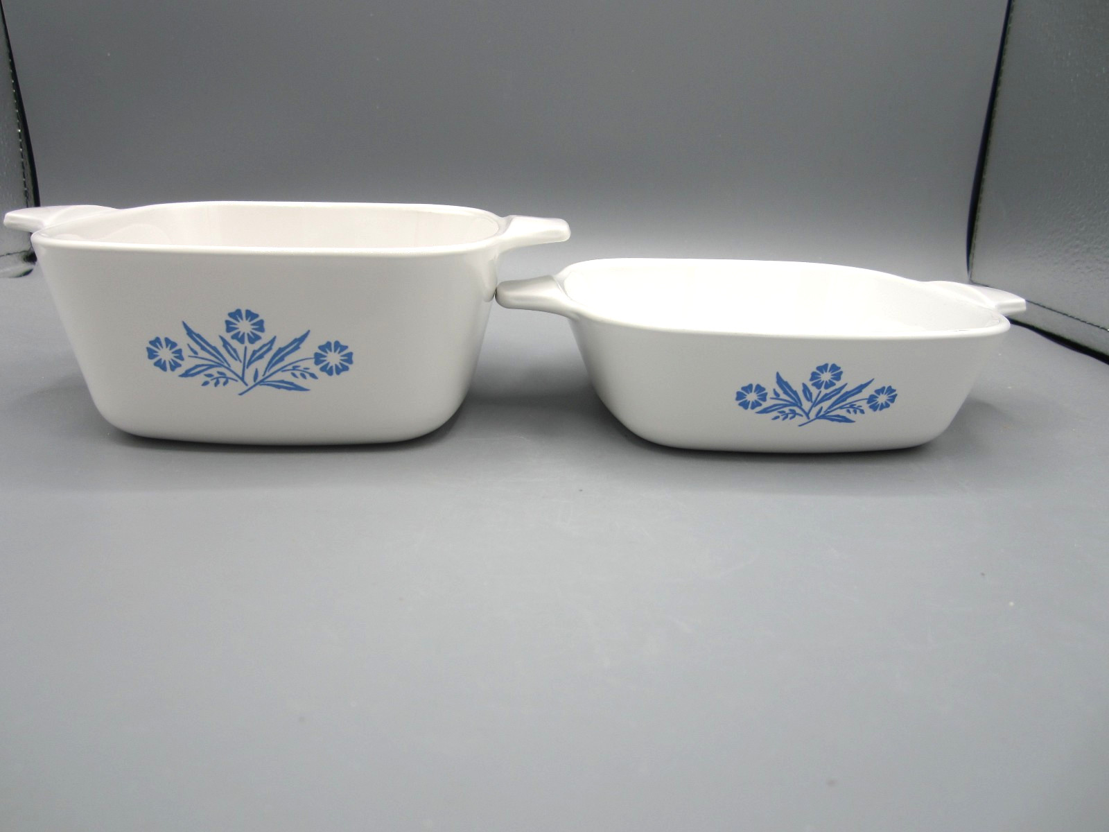 Vintage Corningware Petite Pans 1 3/4-cup P-41-B and 2 3/4-cup P-43-B dishes Vintage Corningware Petite Pans 1 3/4-cup P-41-B and 2 3/4-cup P-43-B dishes