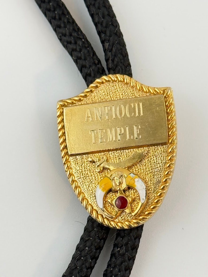 Vintage Antioch Temple Shriners Bolo Tie Masonic Freemason Western Gold Tone