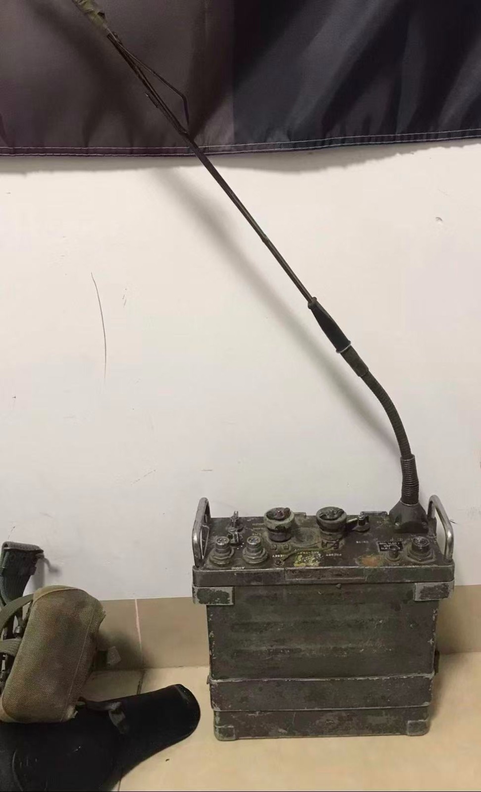 NOS US Army PRC77 PRC25 RADIO AT-892 RIBBON WHIP FLEX ANTENNA NOS US Army PRC77 PRC25 RADIO AT-892 RIBBON WHIP FLEX ANTENNA