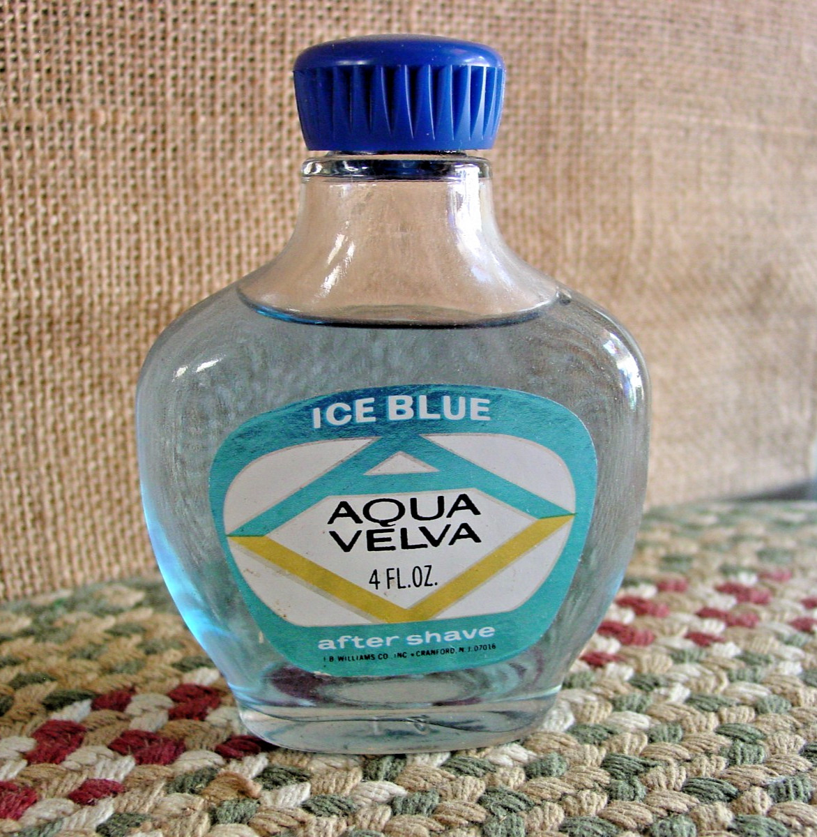 Vintage Aqua Velva Ice Blue Aftershave 90% Full 4 Fl. Oz. Glass Bottle USA
