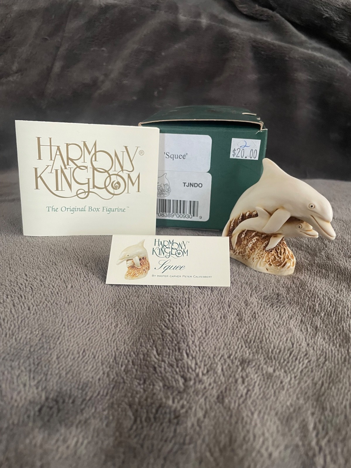 Harmony Kingdom Squee Dolphin Cow and Calf Figurine,Made in the U.K. Harmony Kingdom Squee Dolphin Cow and Calf Figurine,Made in the U.K.