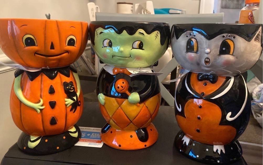 Johanna Parker Transpac Halloween Set of 3 Standing Bowl buddy’s Johanna Parker Transpac Halloween Set of 3 Standing Bowl buddy’s
