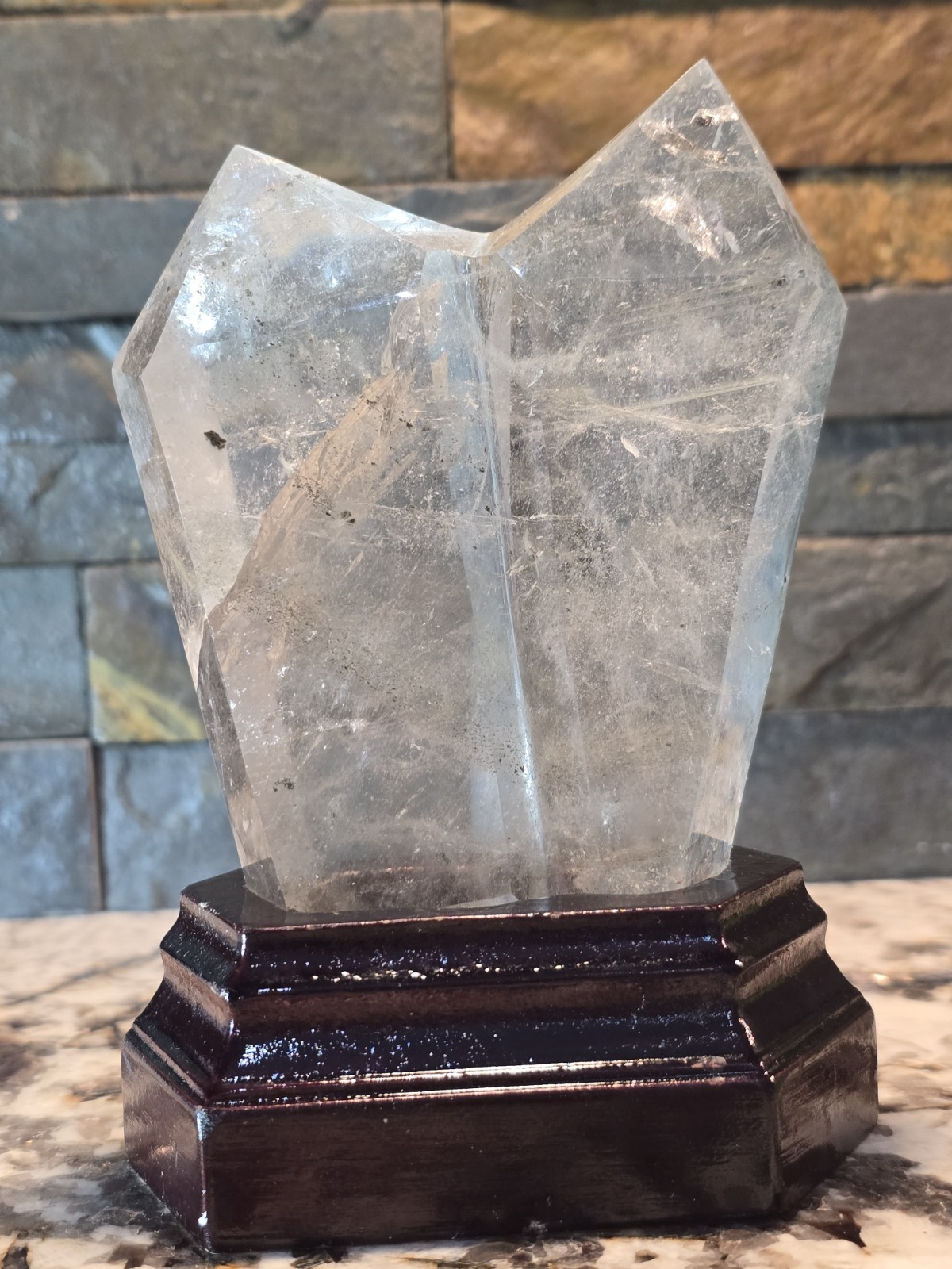 1.5 lb Top Quality Natural Clear Quartz Crystal Tower 1.5 lb Top Quality Natural Clear Quartz Crystal Tower