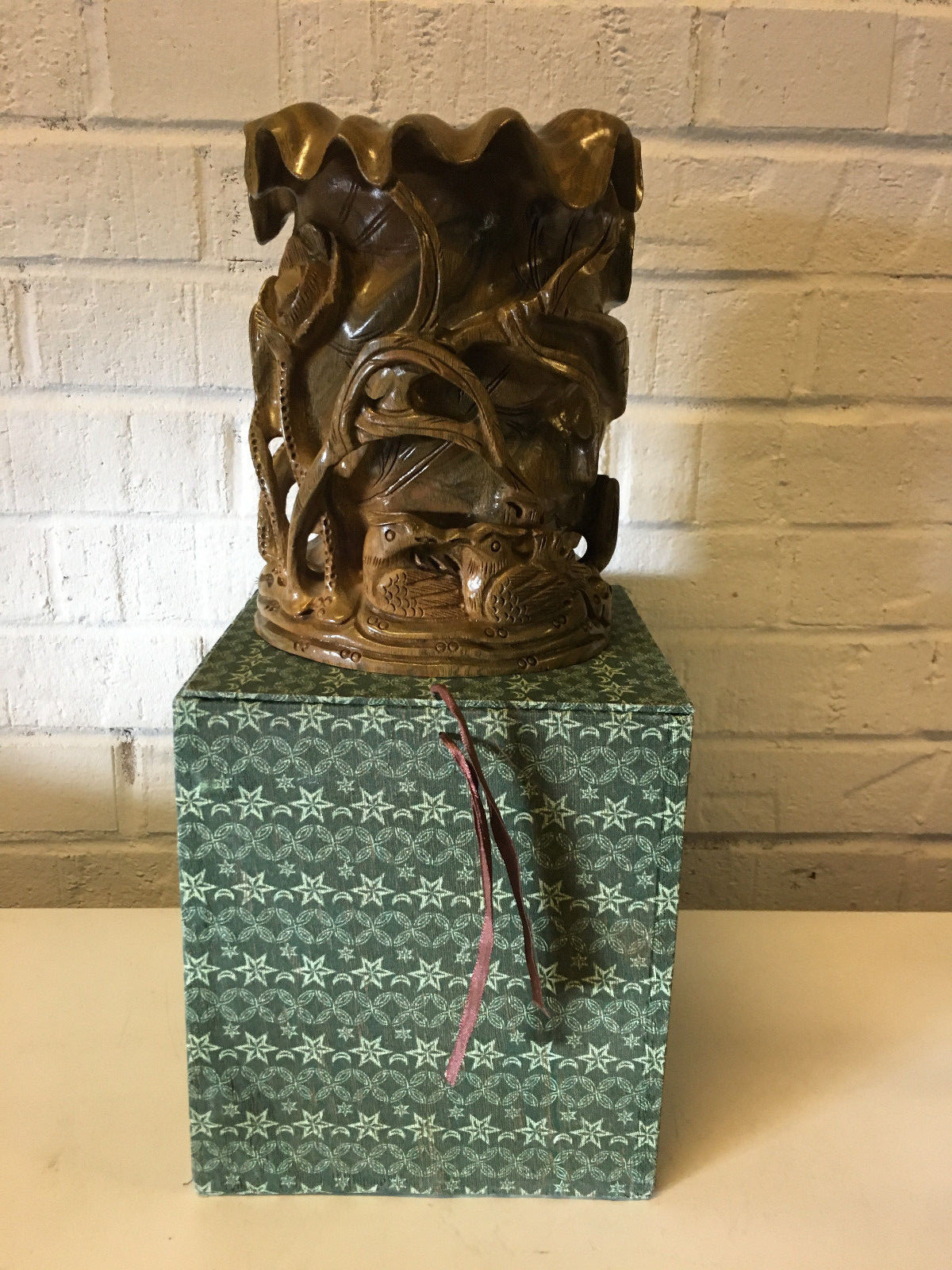 Chinese Unknown Age Wood Carved Sculpture Vase / Brush Washer Birds Floral w Box Chinese Unknown Age Wood Carved Sculpture Vase / Brush Washer Birds Floral w Box
