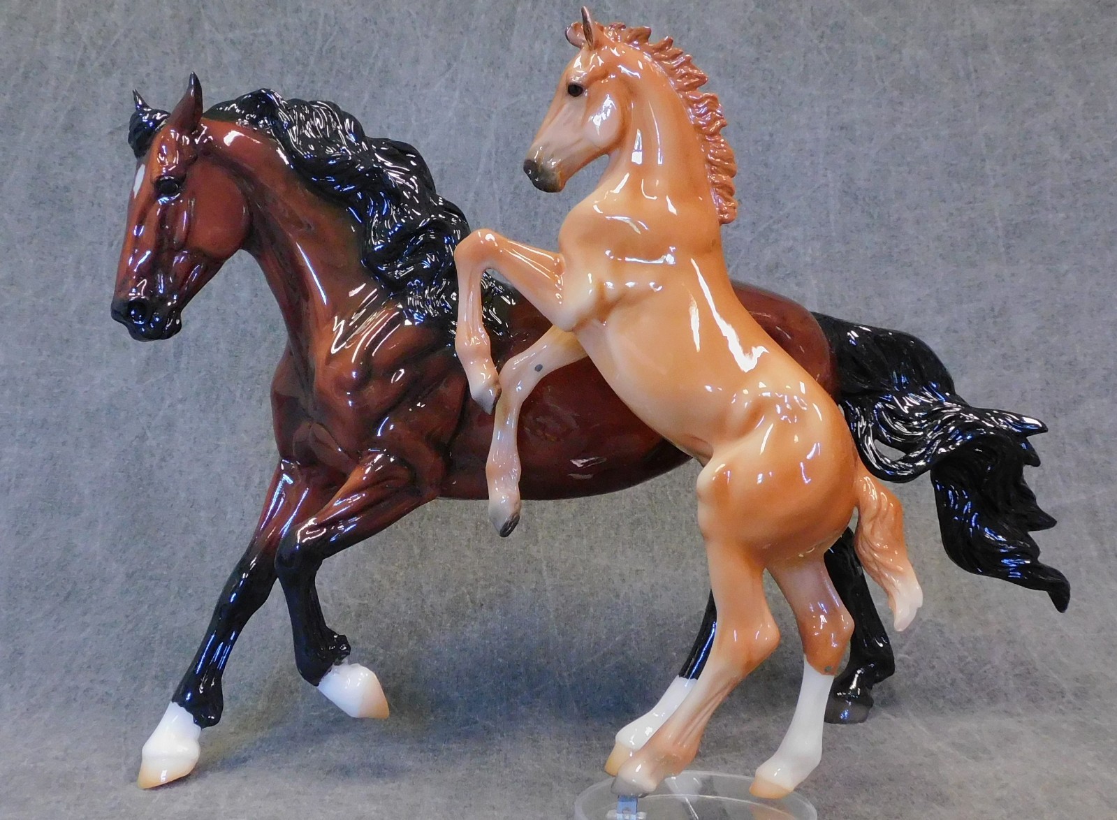 Breyer * Good Times Great Friends * Breyerfest Glossy Traditional Model Horse