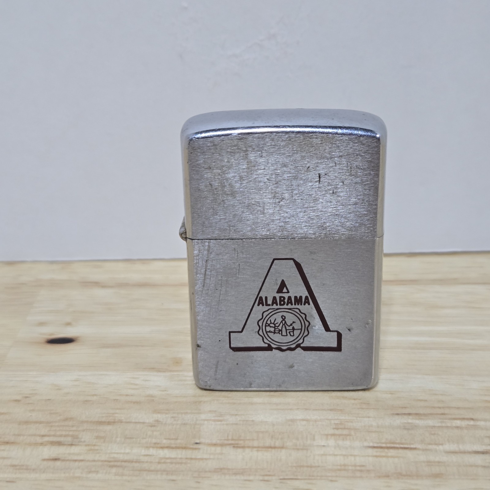 Vtg 1976 Zippo Lighter Alabama Crimson Tide \