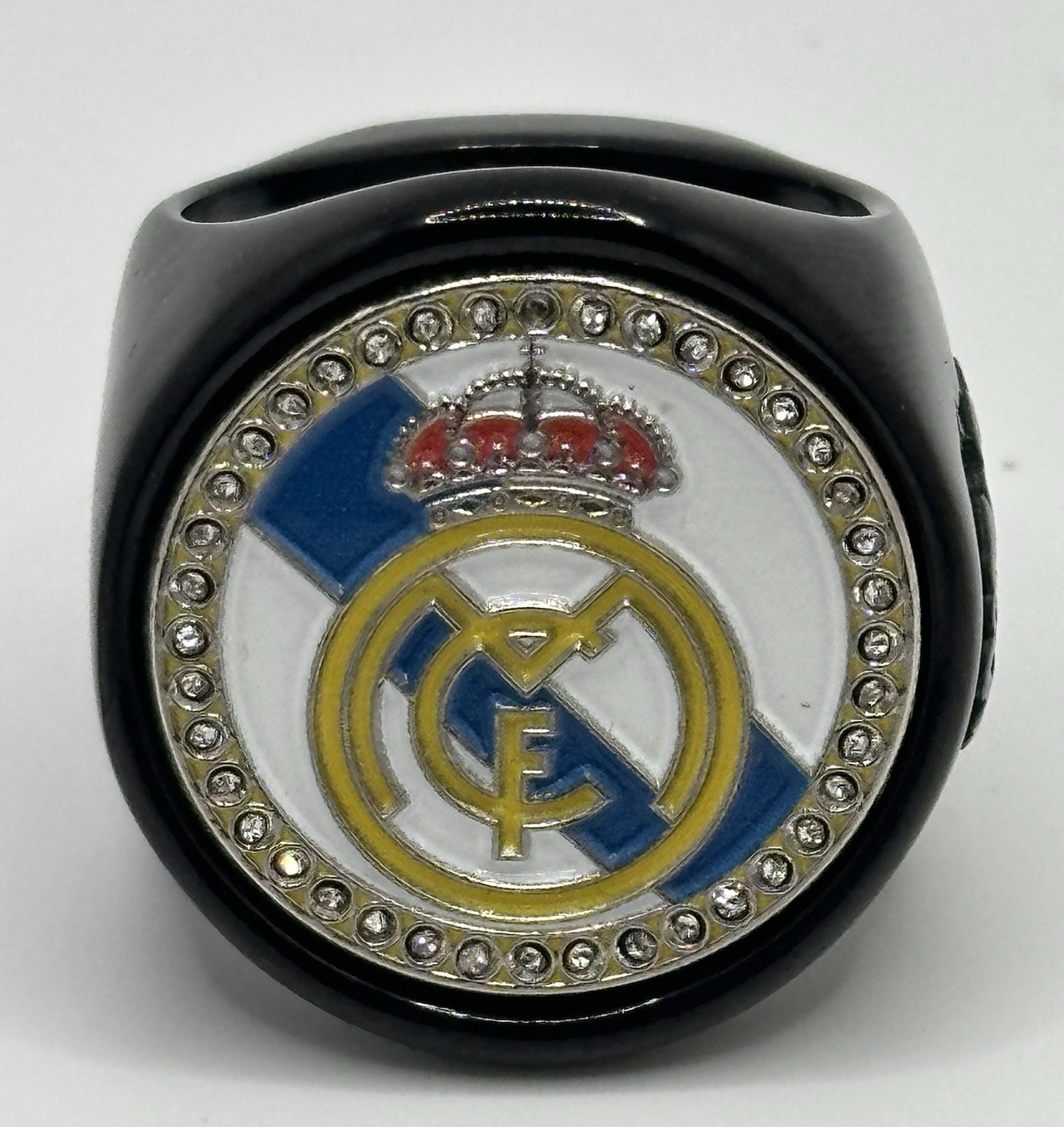 The REAL MADRID Champion deCAPitator ring bottle cap and can tab opener The REAL MADRID Champion deCAPitator ring bottle cap and can tab opener