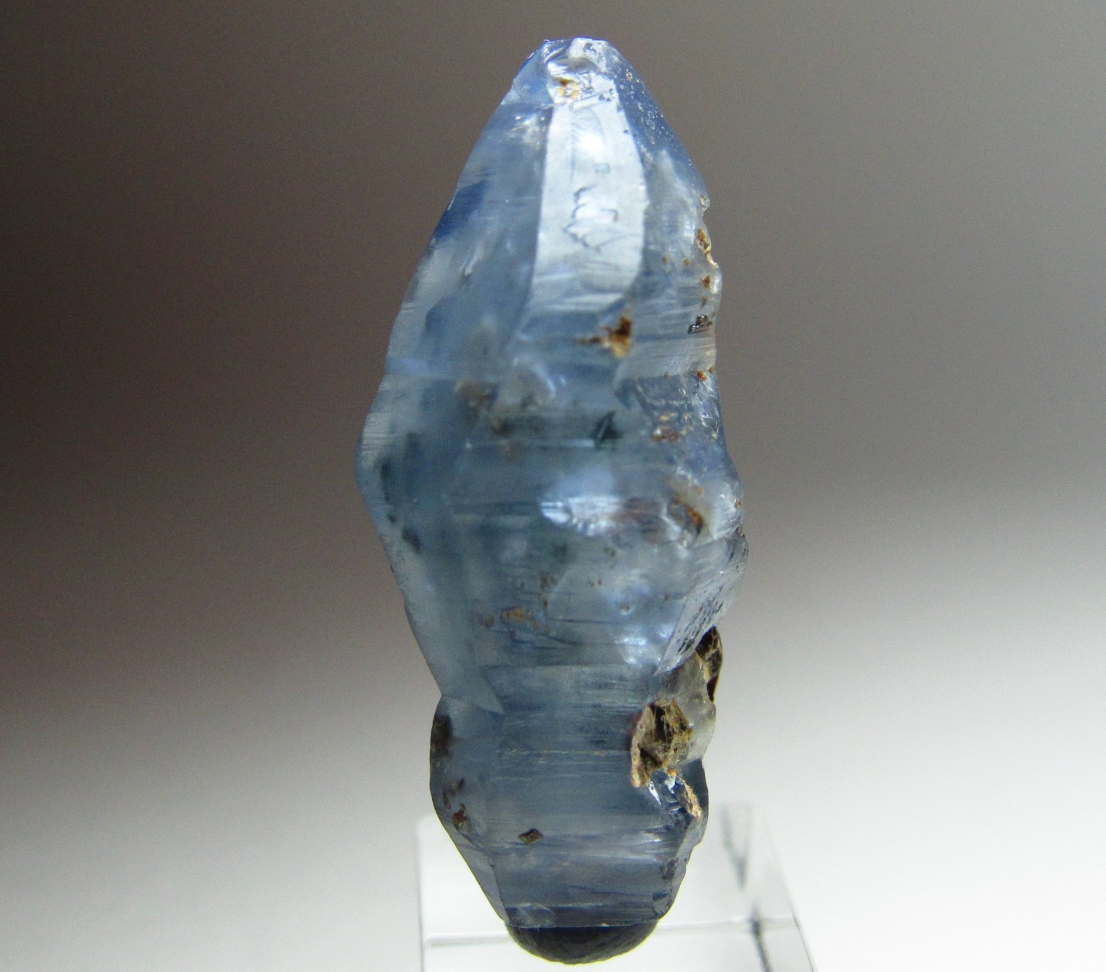 EXCEPTIONAL POWERFUL GEM SAPPHIRE CRYSTAL SRI LANKA