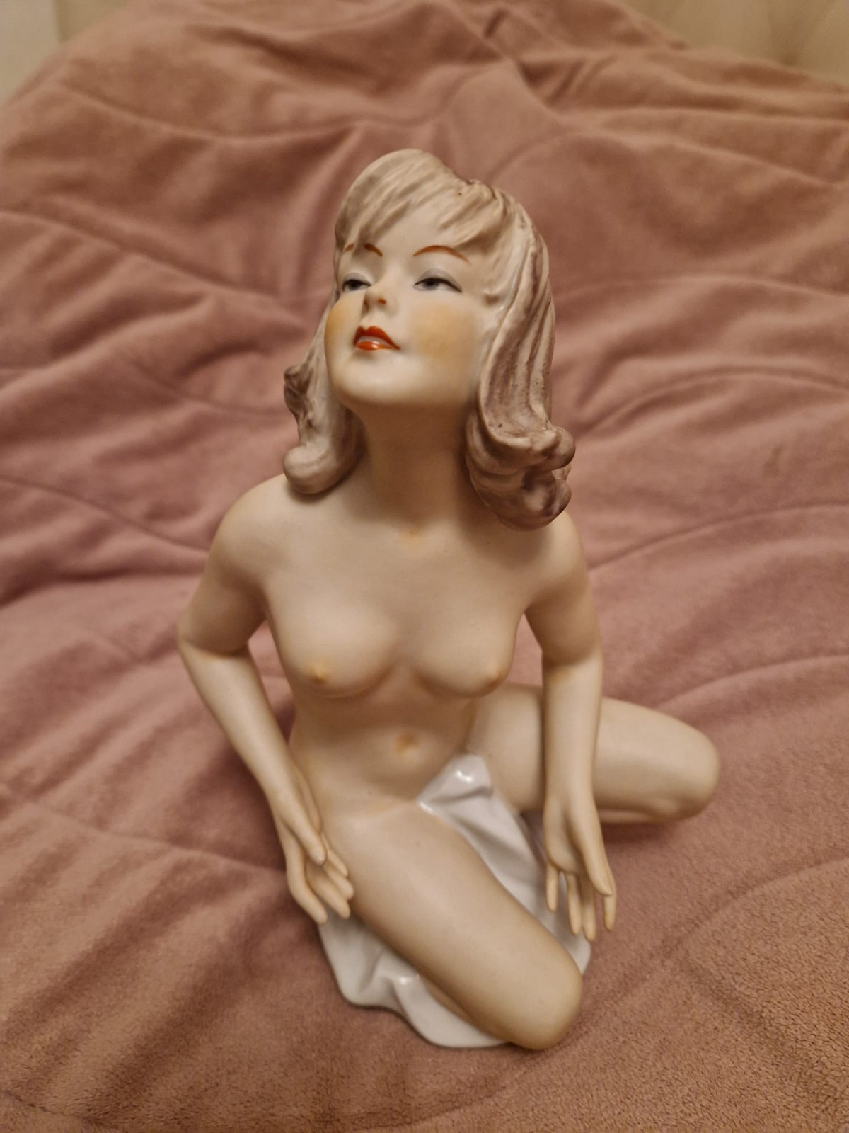Vintage Art Deco Wallendorf Nude Naked Woman Handpainted Porcelain Figurine