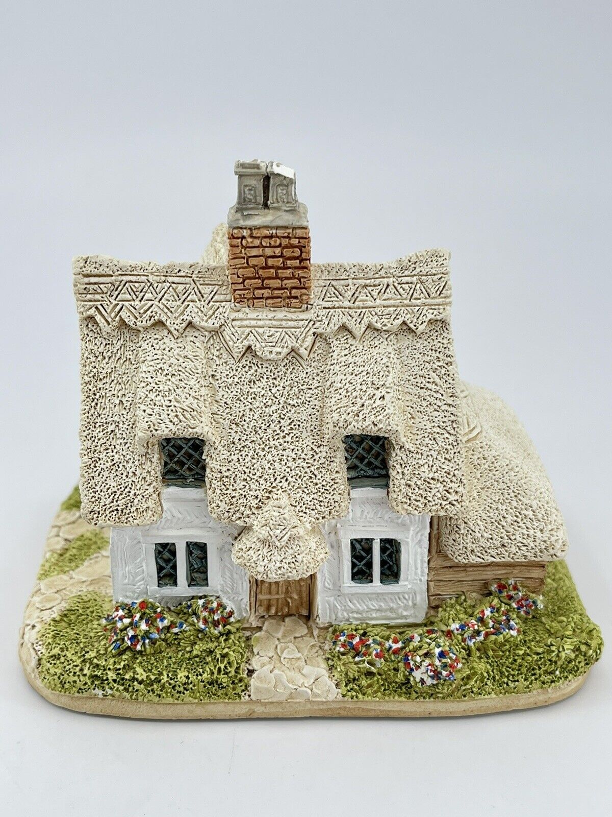 Vintage Lilliput Lane Clare Cottage United Kingdom handmade plaster thatched 3