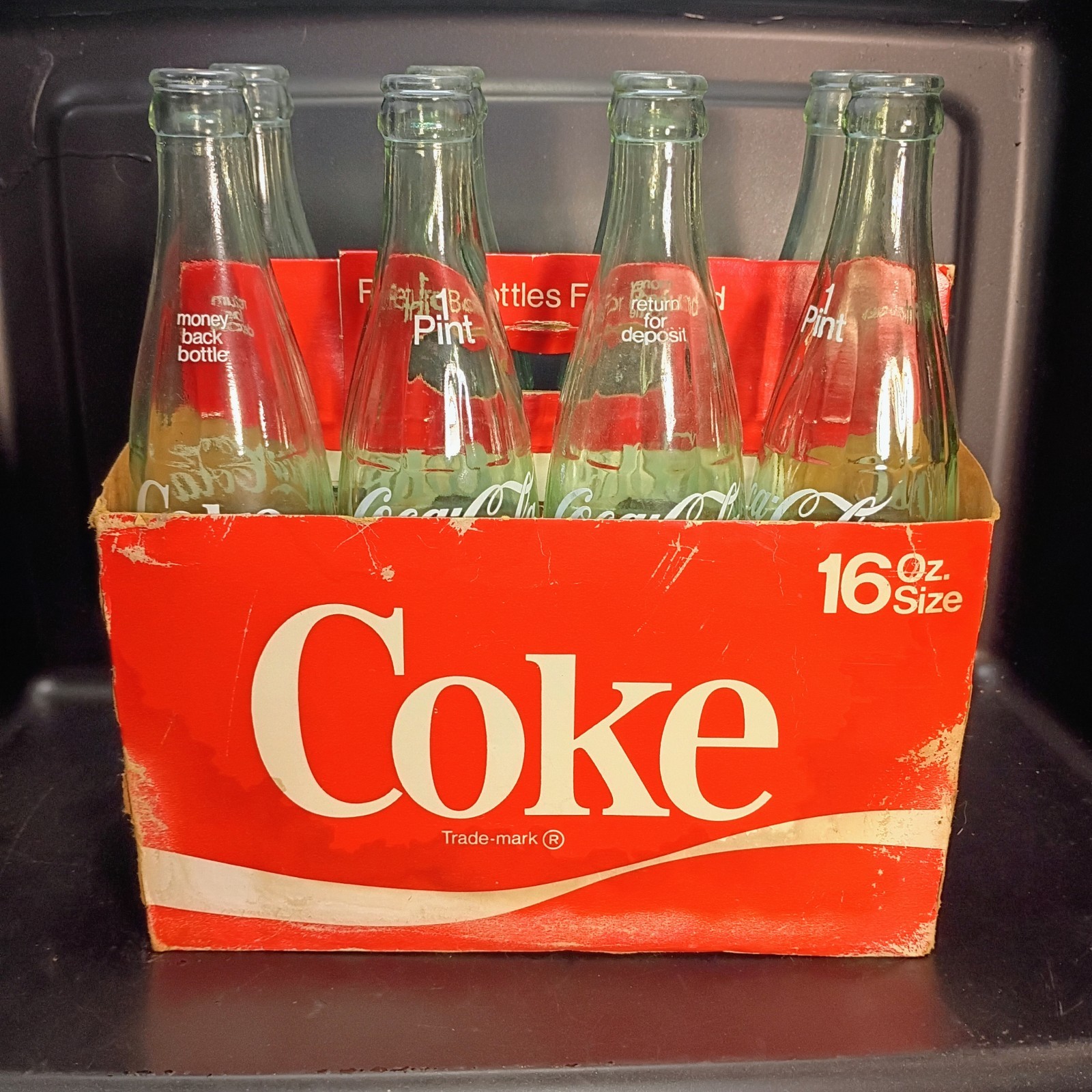 1970s Or Early 1980s Coca Cola Coke Bottles 1 Pint 8 Pack In Box