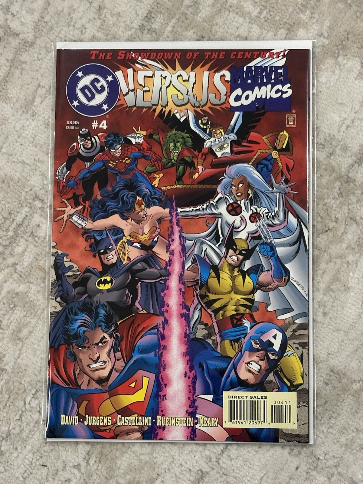 DC VERSUS MARVEL COMICS #4 MAY 1996 DC COMICS NM