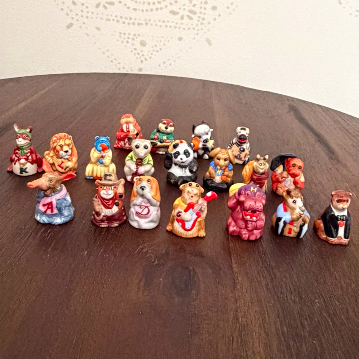 Vintage 1985 Franklin Mint Porcelain Animal Alphabet Thimbles - Lot of 19 Vintage 1985 Franklin Mint Porcelain Animal Alphabet Thimbles - Lot of 19