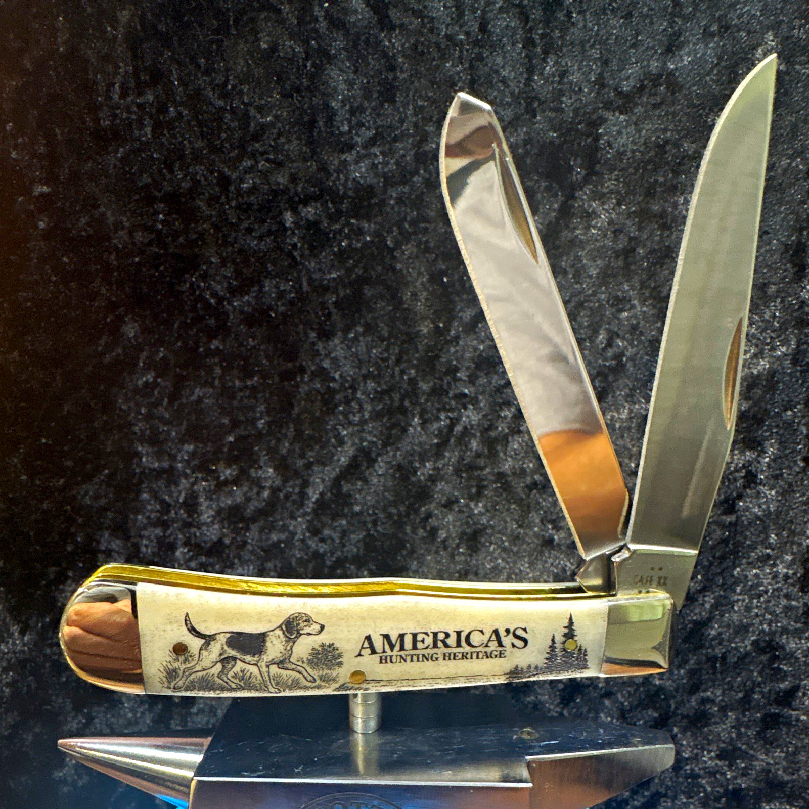 Case XX America's Hunting Heritage 2-Blade Slipjoint Bone Handle Pocketknife