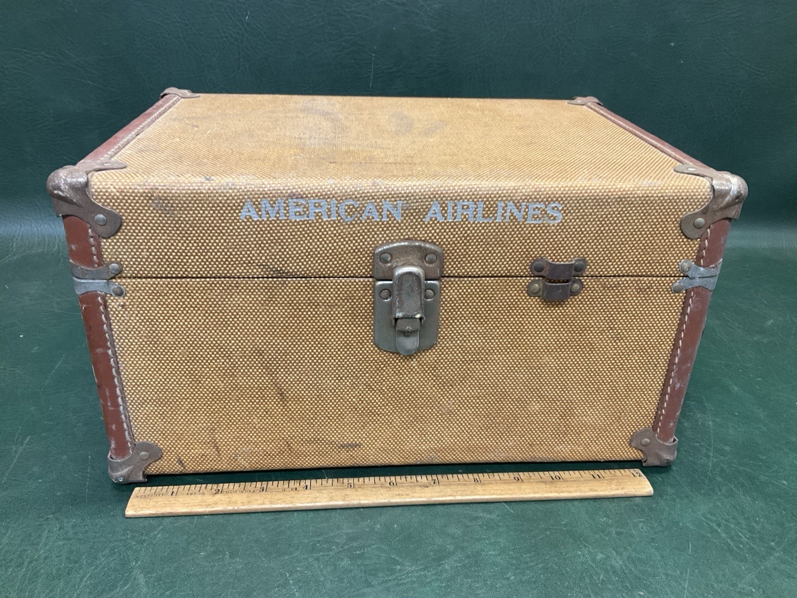 Vintage 40\'s/50\'s Small Trunk Luggage Case Carry On ~ American Airlines