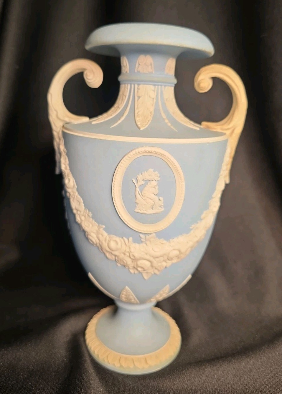 Wedgwood Blue Jasperware Neoclassical 8\ Wedgwood Blue Jasperware Neoclassical 8\