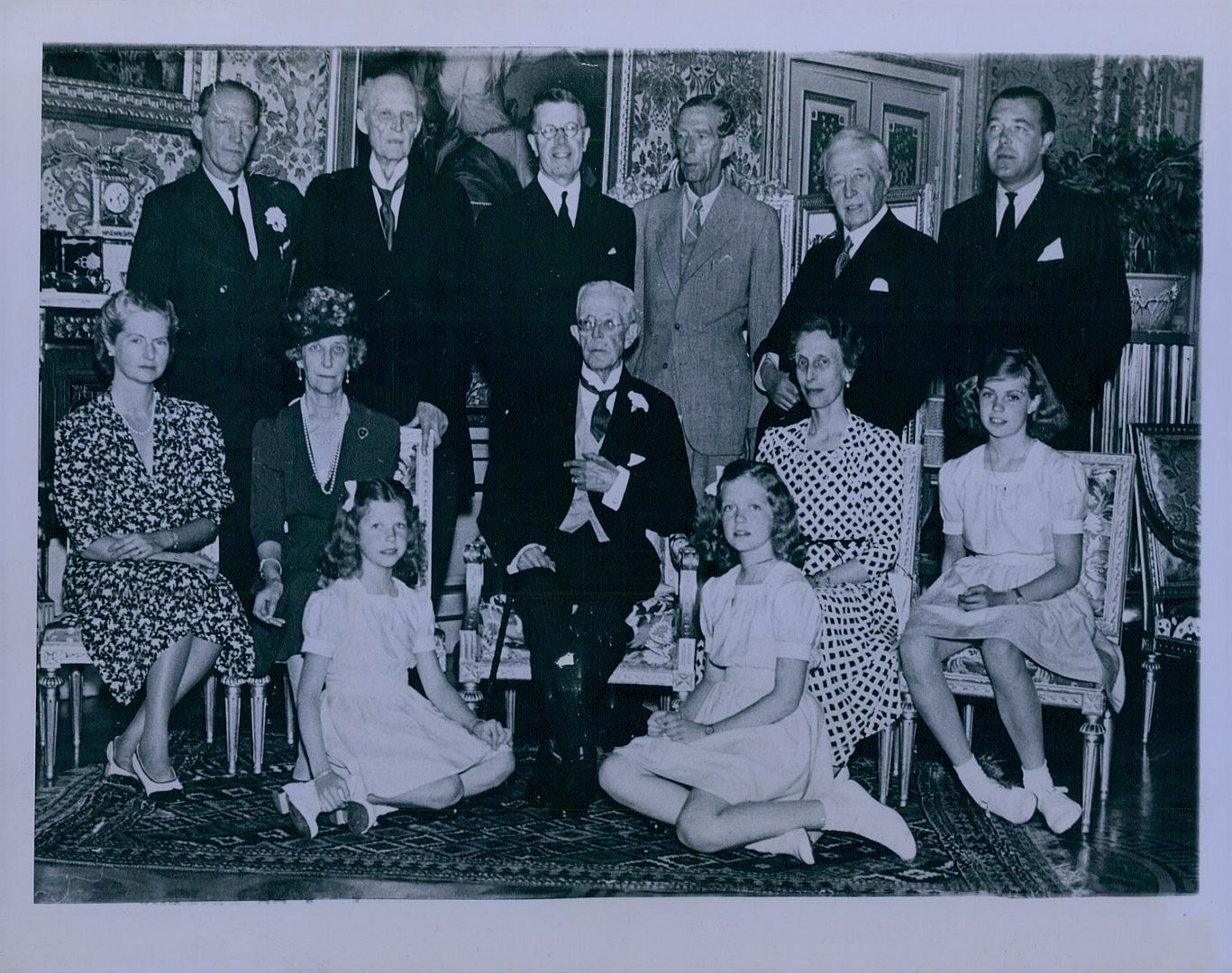 1947 King Gustav V of Sweden Bday Celebration w/Family Press Photo