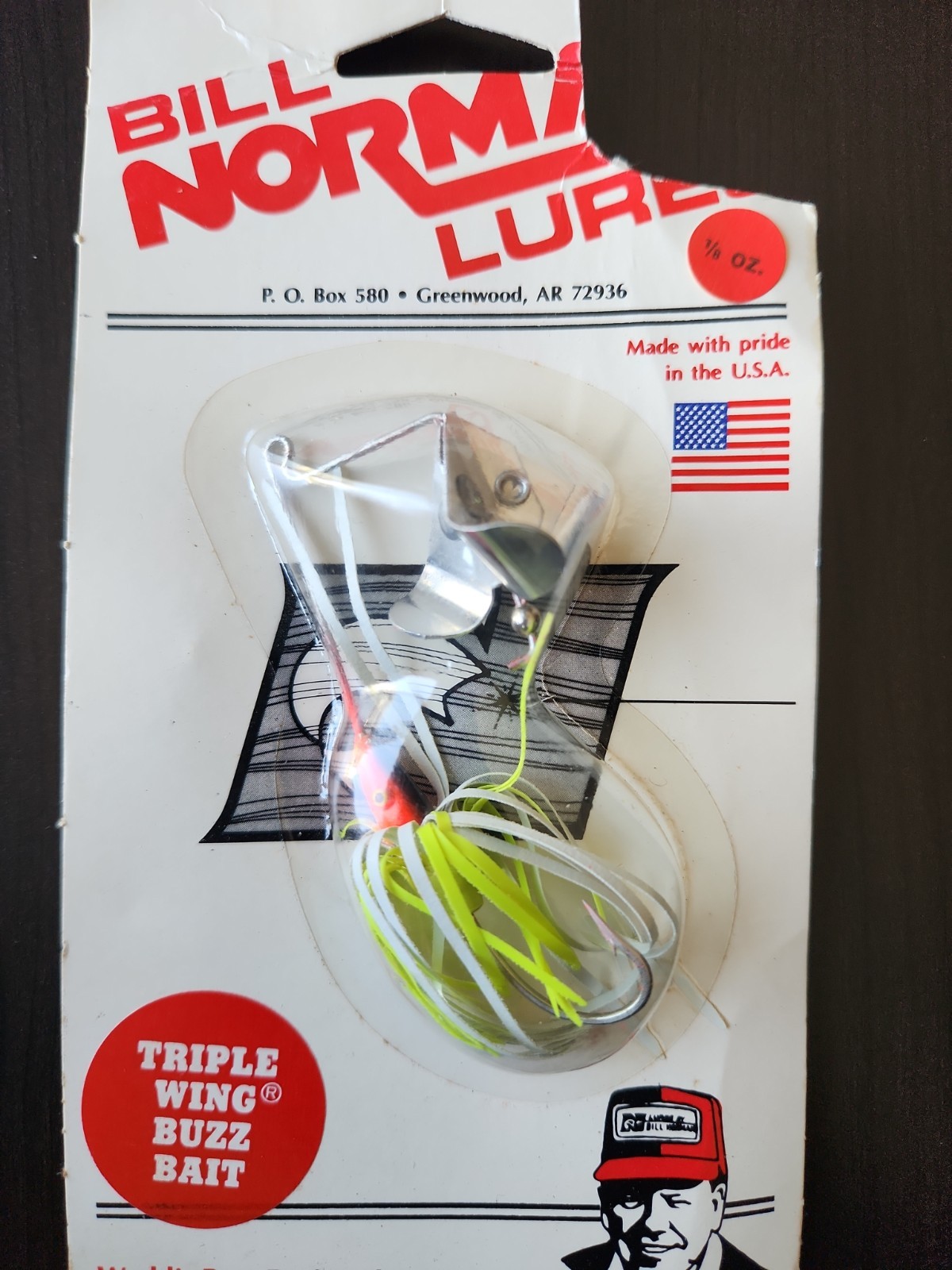 Vintage Bill Norman TRIPLE WING Buzz Bait 1/8 oz - New Old Stock NIP Made in USA Vintage Bill Norman TRIPLE WING Buzz Bait 1/8 oz - New Old Stock NIP Made in USA