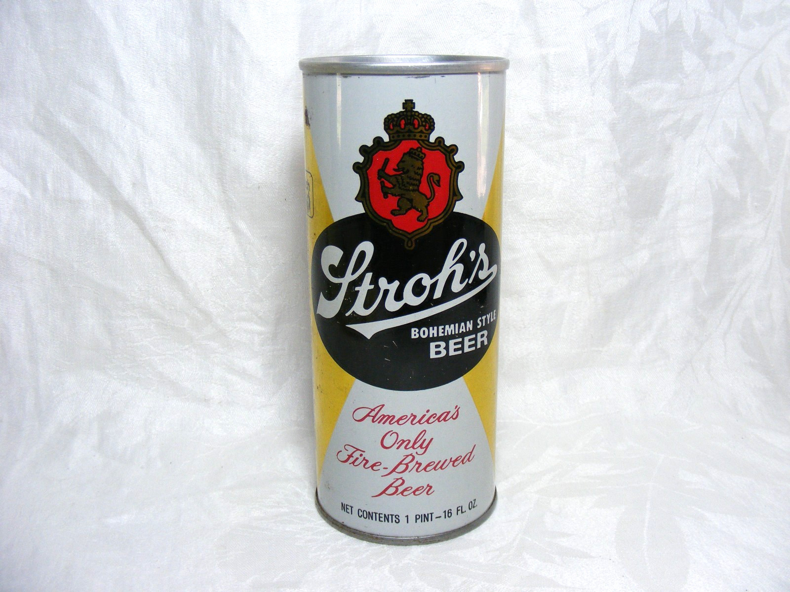 Vintage Steel Beer Can Stroh\'s Bohemian Style Beer Stroh Brewery Co. 16oz