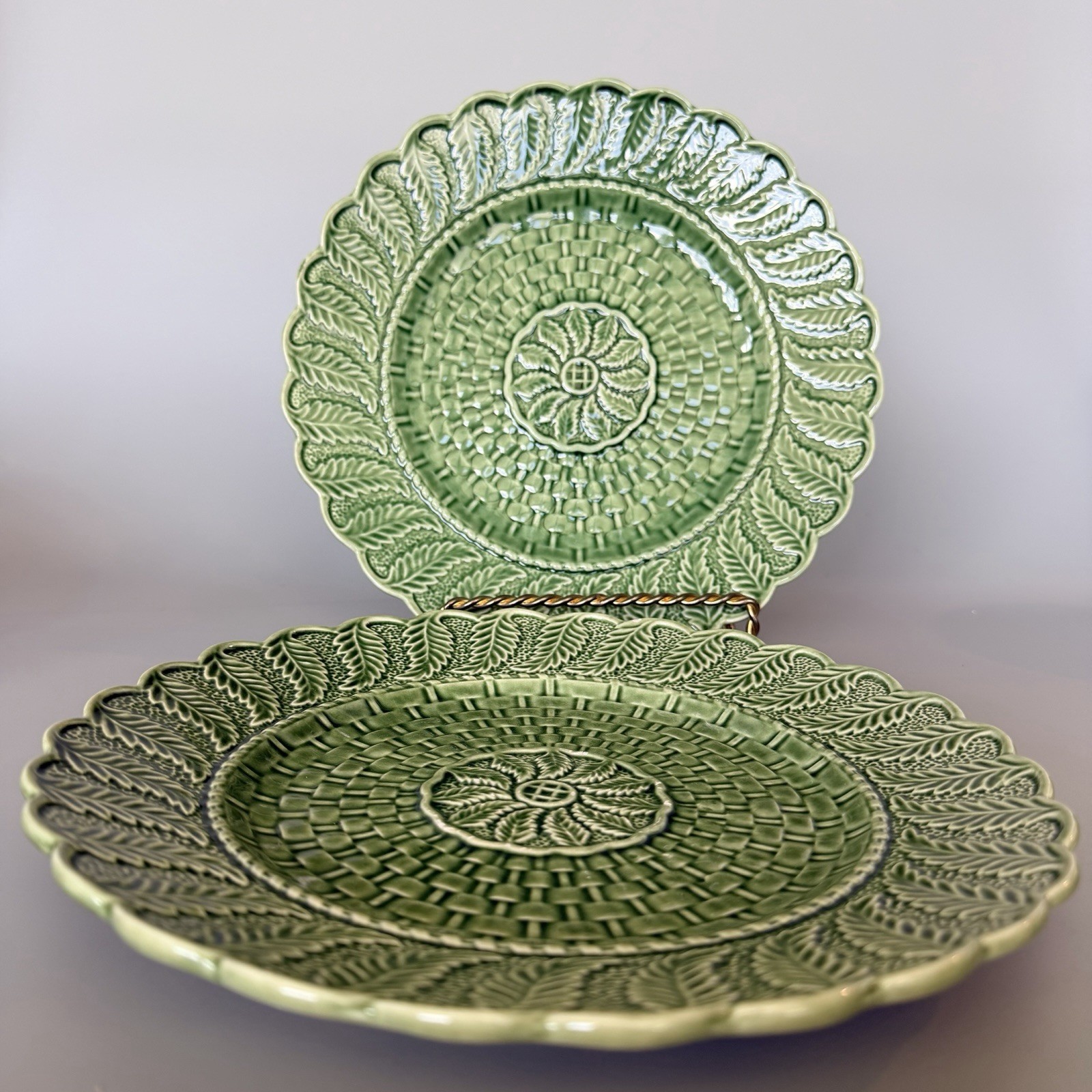2 Vintage Portugal Bordallo Pinheiro Basketweave Green Dinner Plates 10.5”