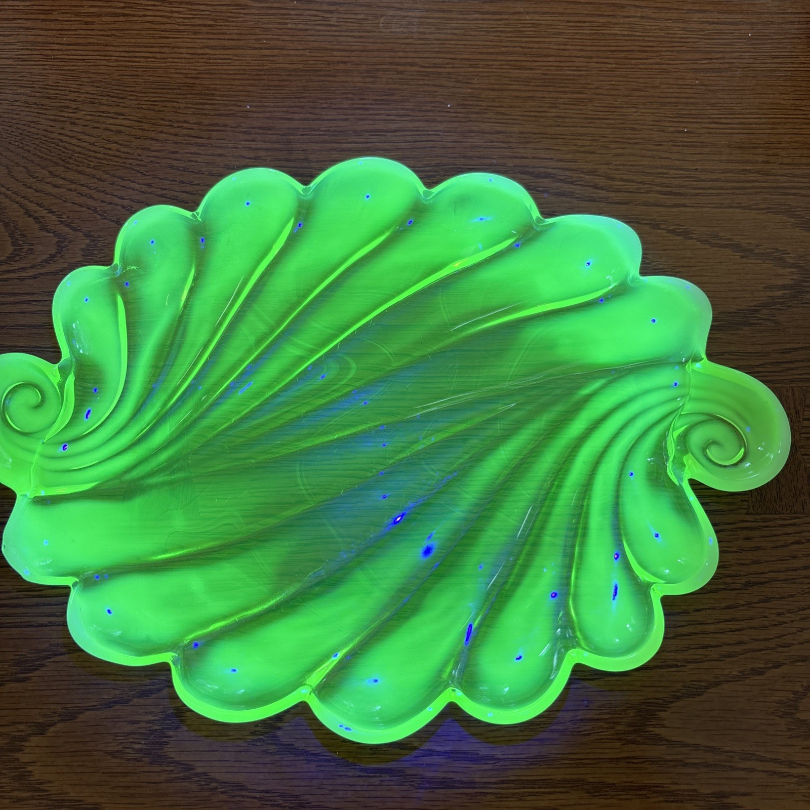 Duncan Miller Sanibel Uranium Scalloped Divider 3  Serving Platter 13”x9”.