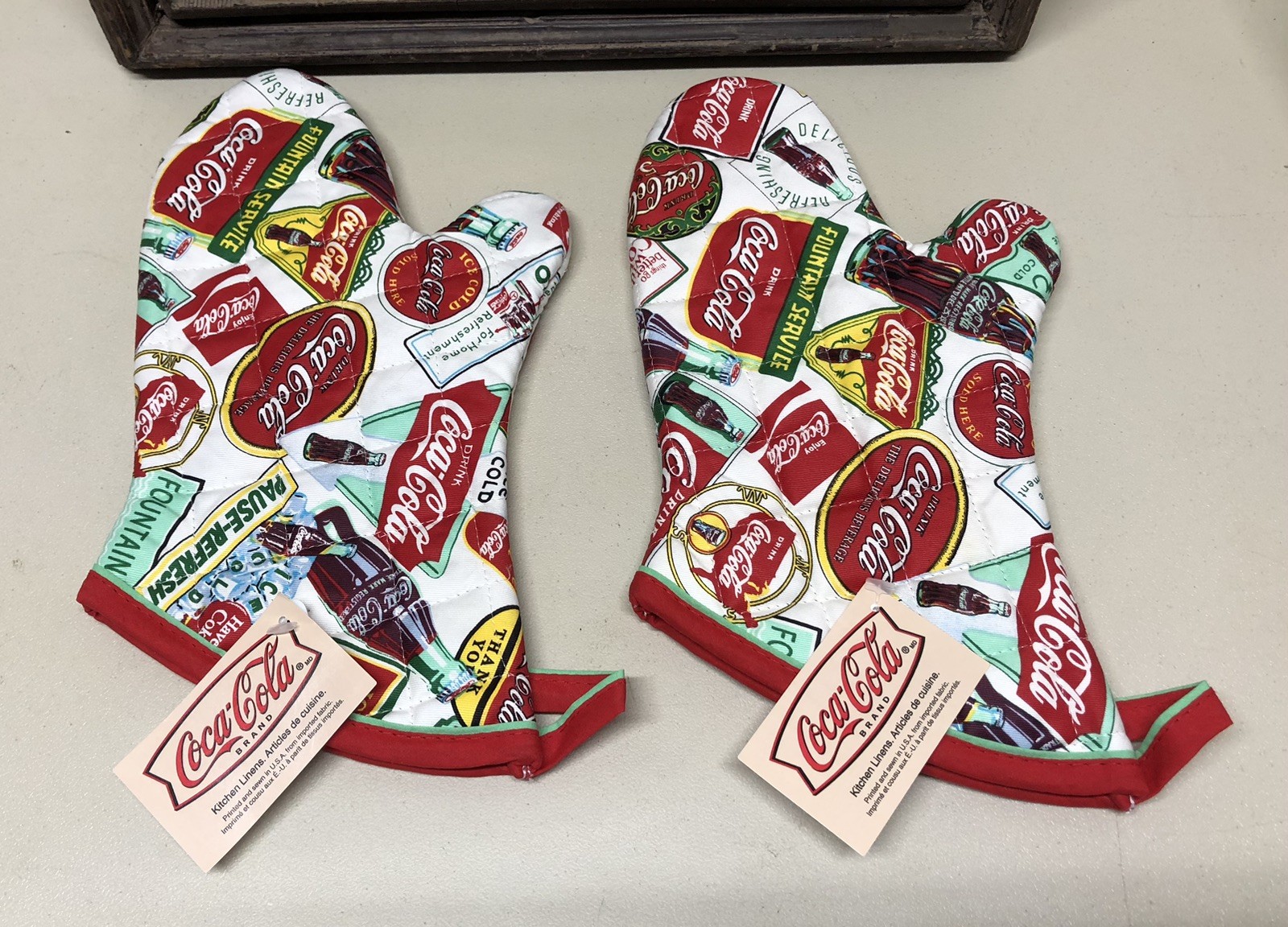 Vintage Retro Coca Cola Oven Mitt Pot Holder Red Advertising 1999 Y2K 2pcs NWT