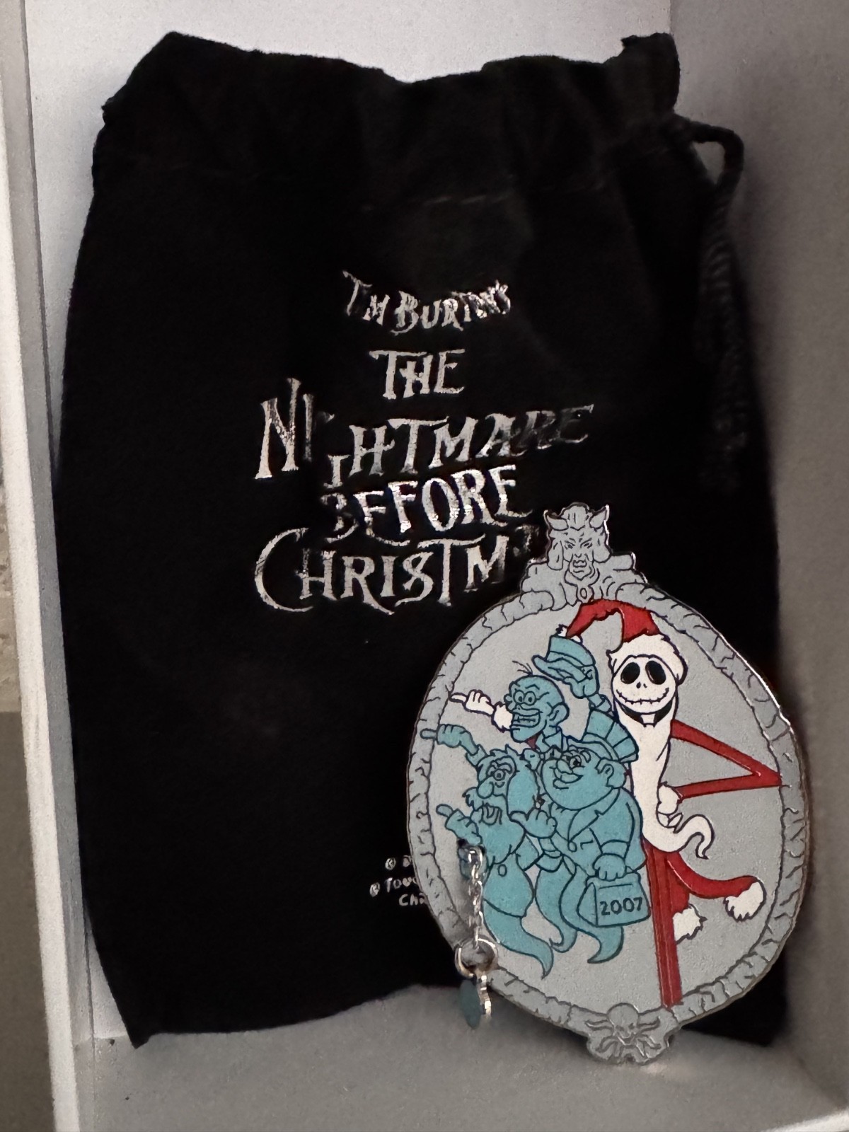 Disney Nightmare Santa Jack Mansion Hitchhiking Ghosts Jumbo LE 200 Pin = Disney Nightmare Santa Jack Mansion Hitchhiking Ghosts Jumbo LE 200 Pin =