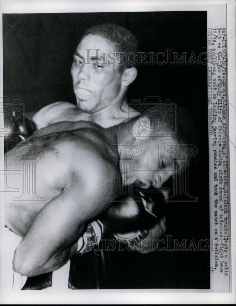 1959 Press Photo Boxer Gene Armstrong lands a punch to Rudy Ellis during bout 1959 Press Photo Boxer Gene Armstrong lands a punch to Rudy Ellis during bout