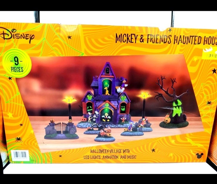 NIB Disney Mickey & Friends Halloween Village Haunted House Music Animation 9 PC NIB Disney Mickey & Friends Halloween Village Haunted House Music Animation 9 PC