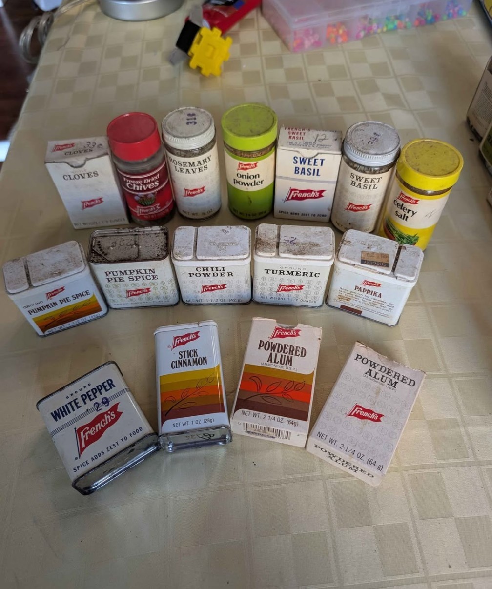 Vintage French's Spice Tins Lot. Pumpkin, Cinnamon, Cloves, Basil, Alum