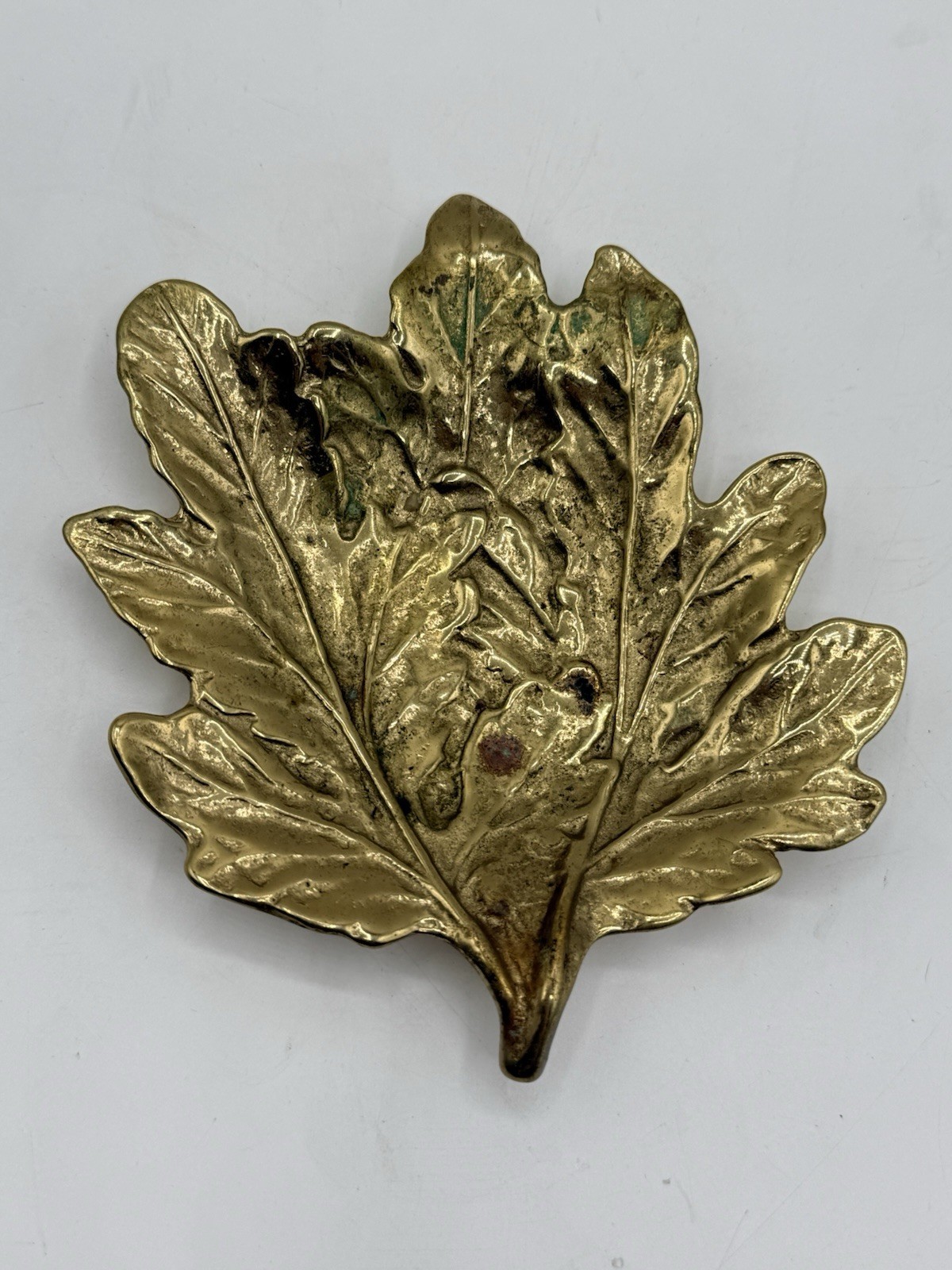 VTG 1948 Virginia Metalcrafters Chrysanthemum Leaf 3-41 Solid Brass Trinket VTG 1948 Virginia Metalcrafters Chrysanthemum Leaf 3-41 Solid Brass Trinket