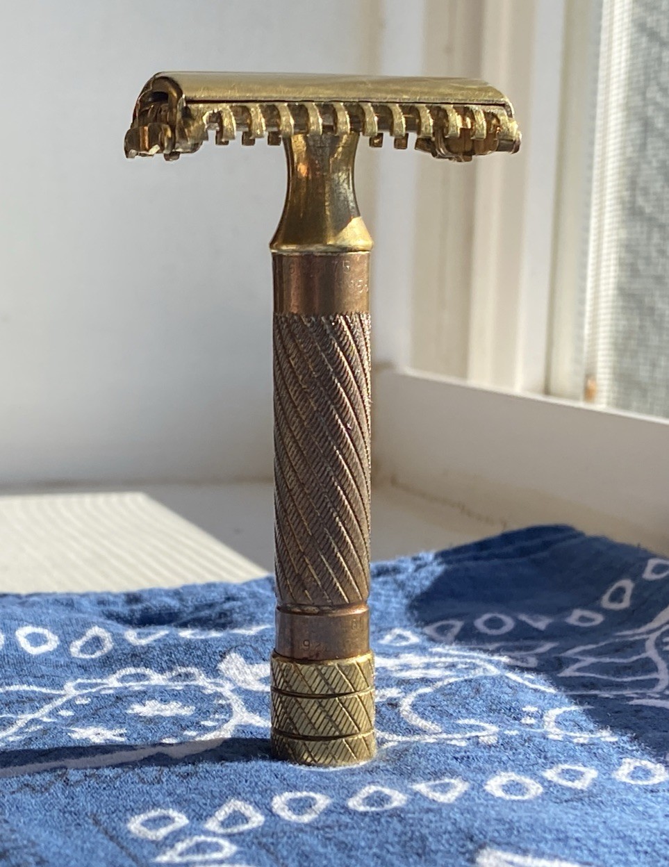 1930s Era Antique Vintage Gillette Aristocrat TTO Razor