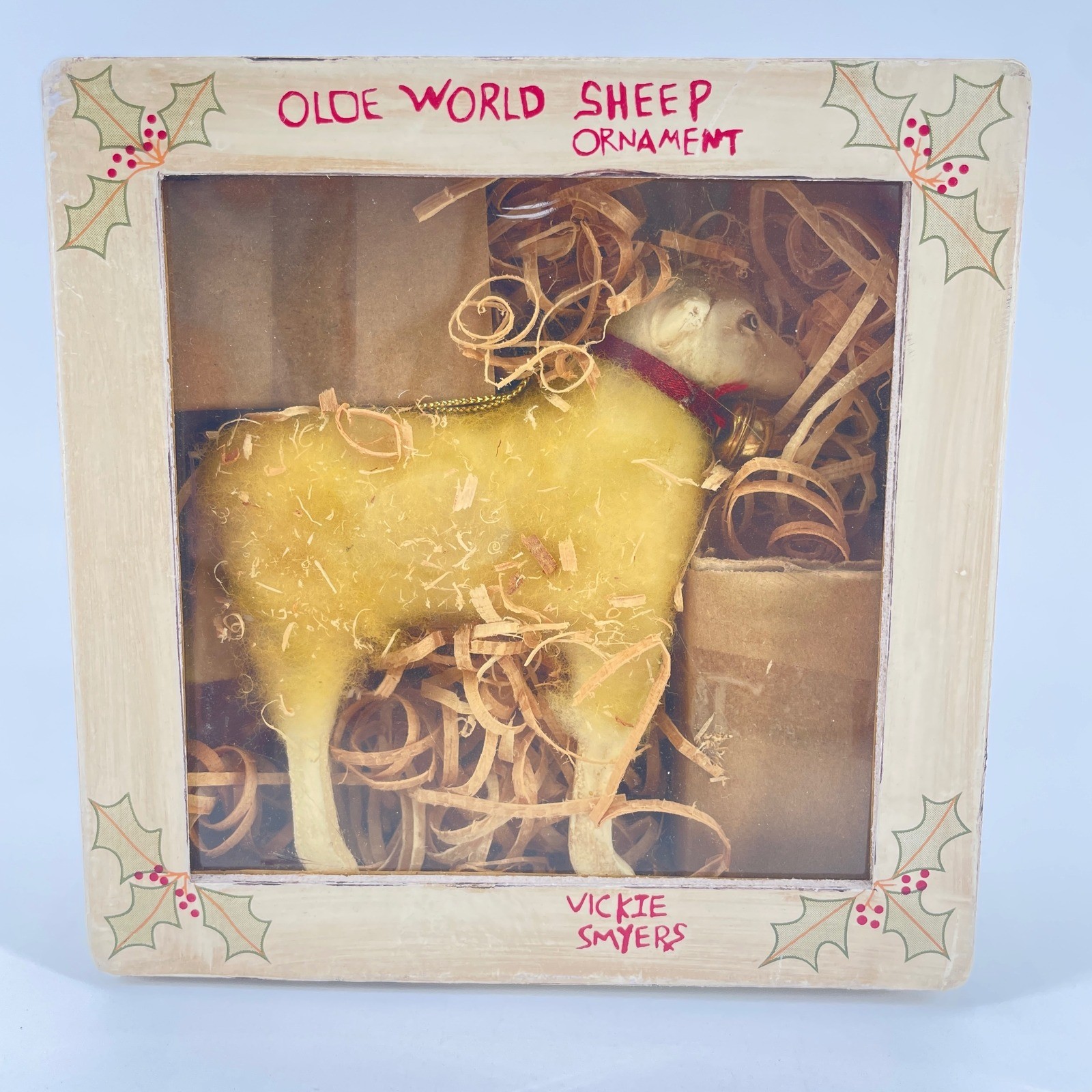Vickie Smyers Sheep Ornament Yellow 4x4 2005 Primitive Folk Art ESC Trading
