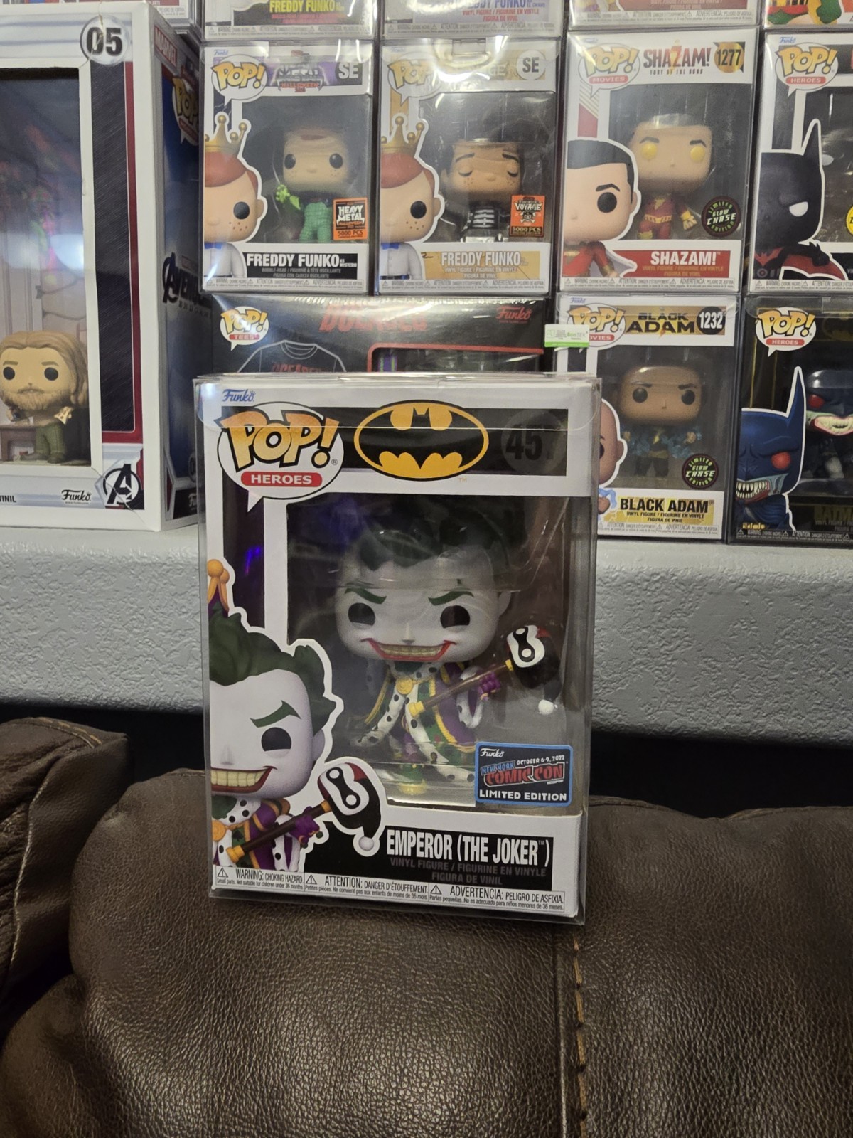 Ultra Rare Funko Pop Emperor Joker 457 Official NYCC 2022 Variant W/ Protector Ultra Rare Funko Pop Emperor Joker 457 Official NYCC 2022 Variant W/ Protector
