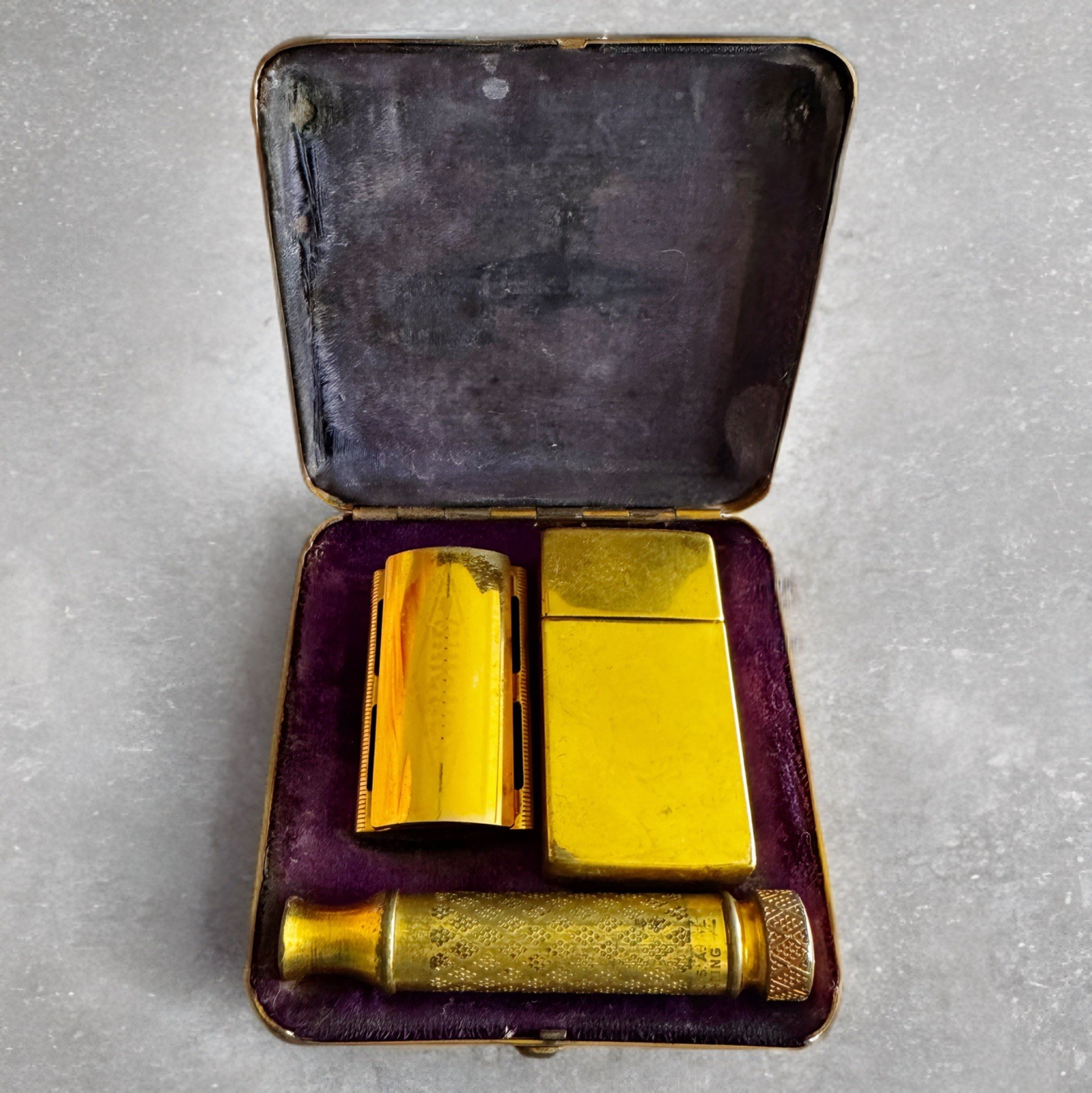 1920s Gillette New Improved Tuckaway Gold Safety Razor Case Blade Bank Art Deco
