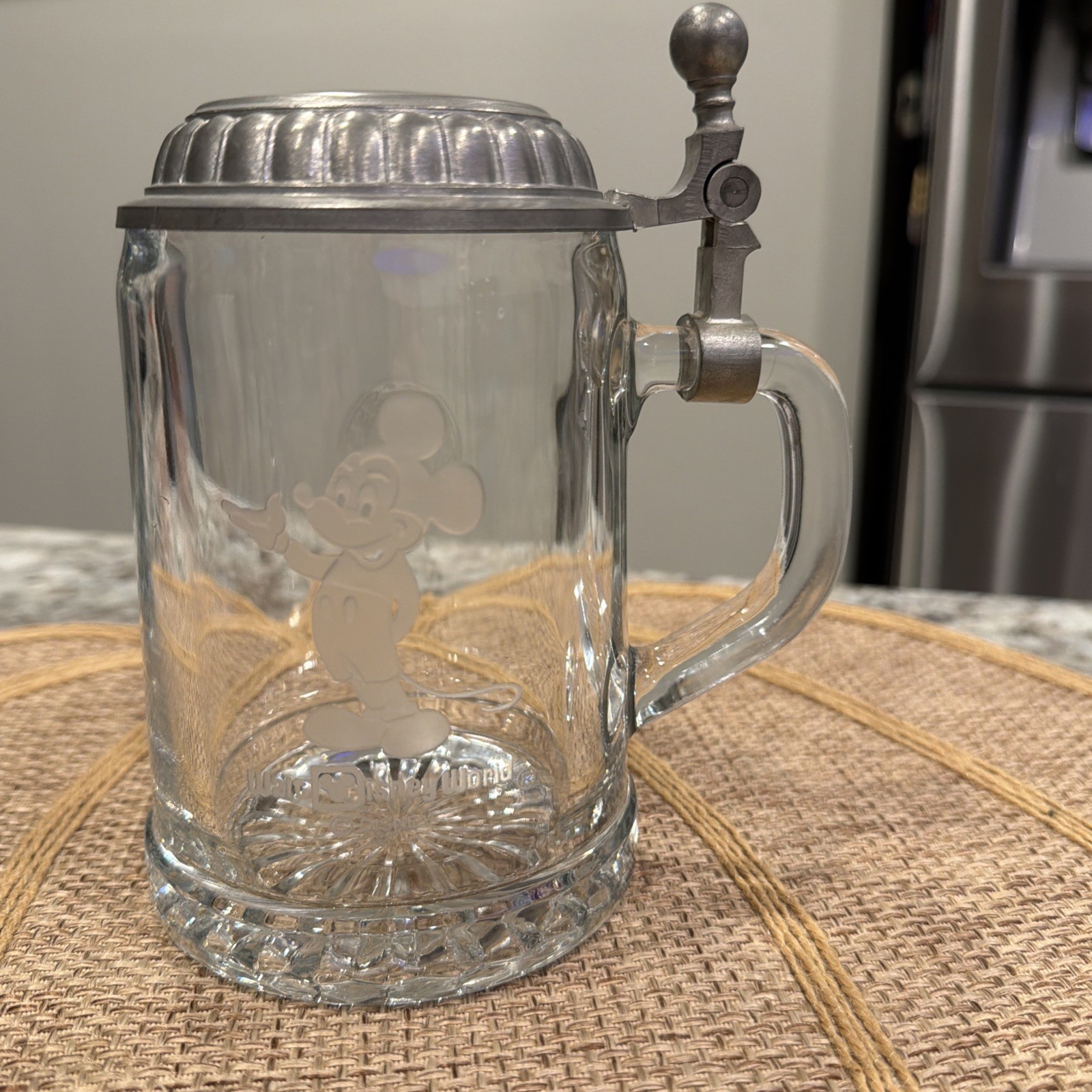 Vintage Walt Disney World Mickey Mouse ALWE Glass Beer Stein Pewter Lid 7.5”