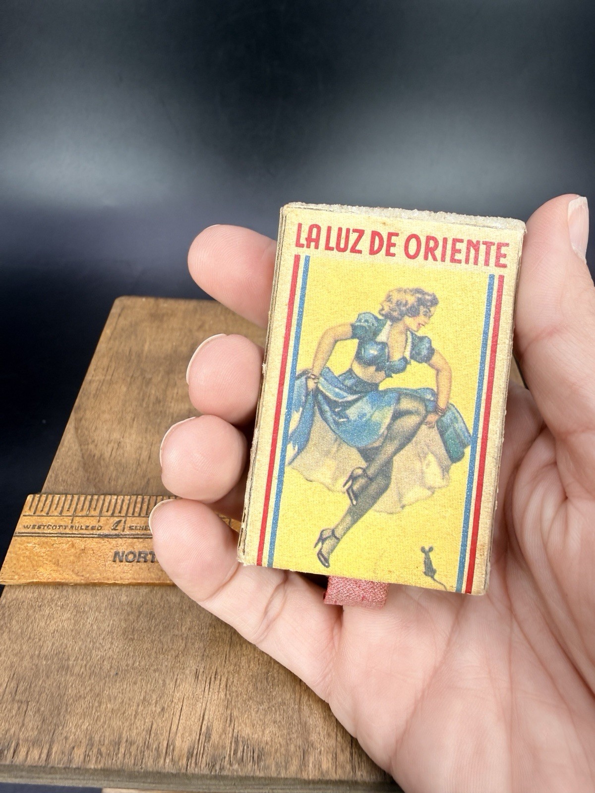 Vintage Matchbox La Luz de Oriente, Made in Havana, Cuba Double Sided Pinup