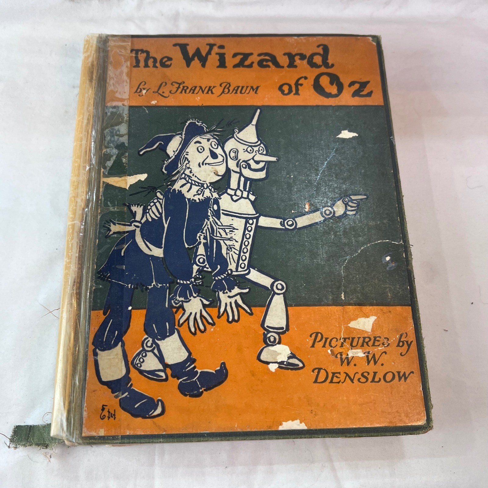 1903 The Wizard Of Oz, Hard Cover Book By L Frank Baum, Pictures by WW Denslow 1903 The Wizard Of Oz, Hard Cover Book By L Frank Baum, Pictures by WW Denslow