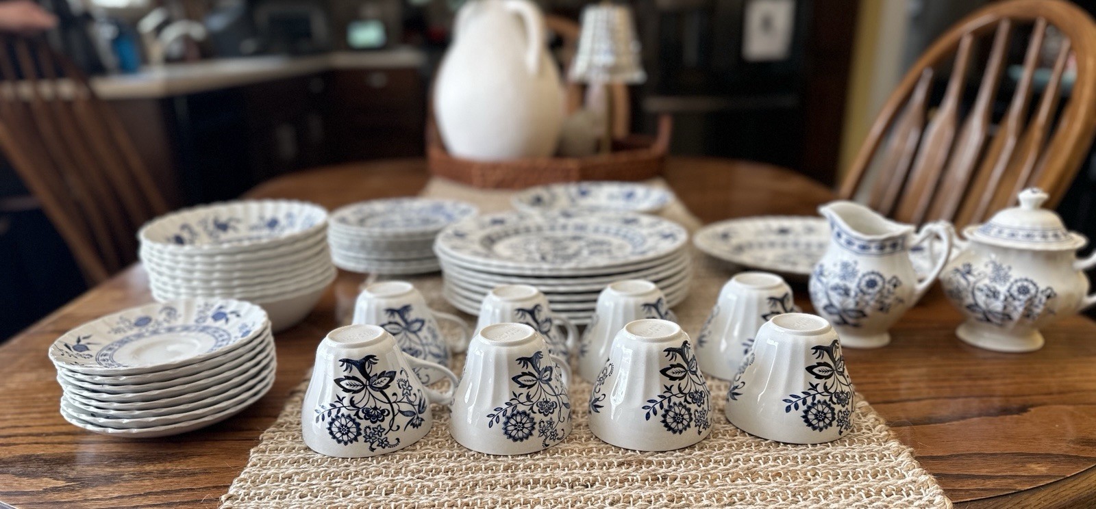 J&G Meakin Dinnerware For 8