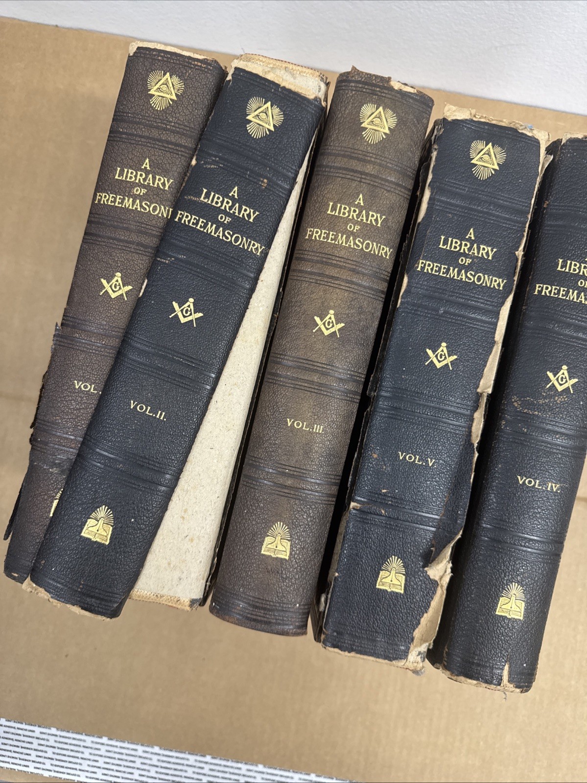 1889 THE HISTORY OF FREEMASONRY VOL. 1,2,3,4,5, BY ROBERT FREKE GOULD Full Set 1889 THE HISTORY OF FREEMASONRY VOL. 1,2,3,4,5, BY ROBERT FREKE GOULD Full Set