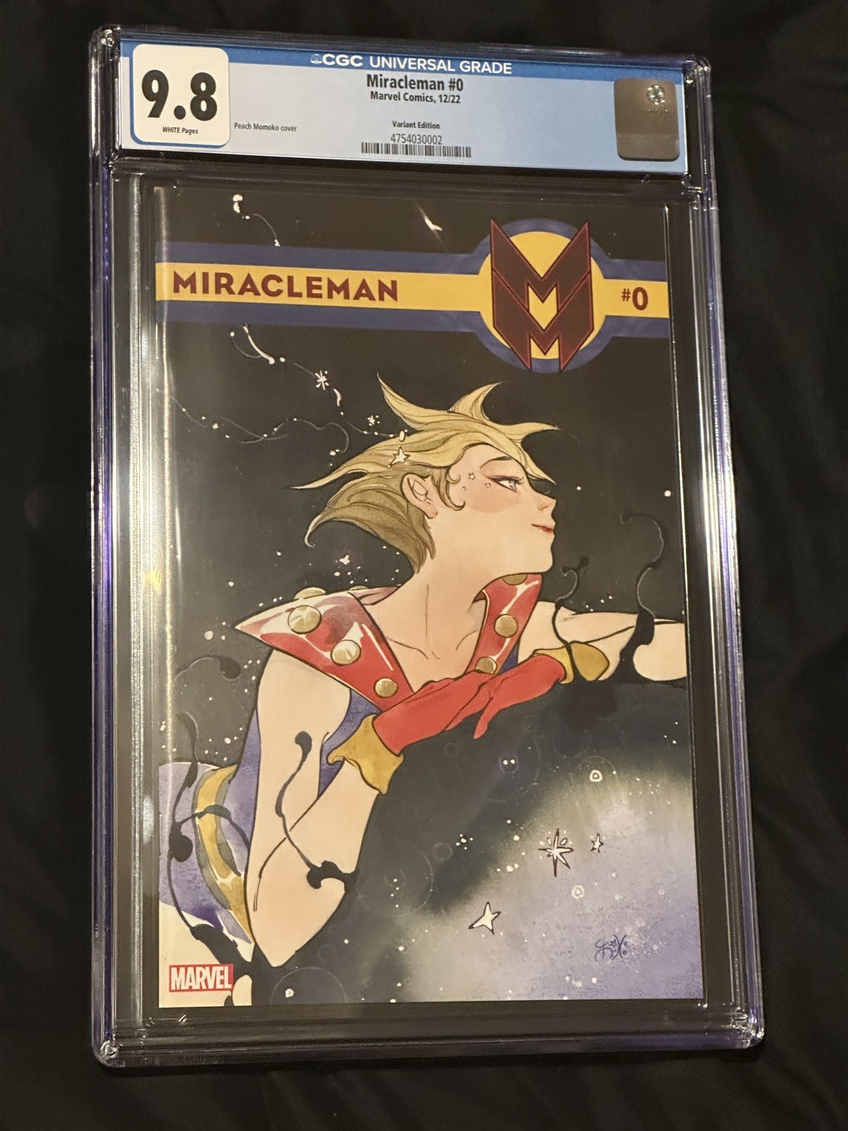 Miracleman #0 Peach Momoko 1:200 Variant Cover CGC Blue Label 9.8 Marvel Pop. 17