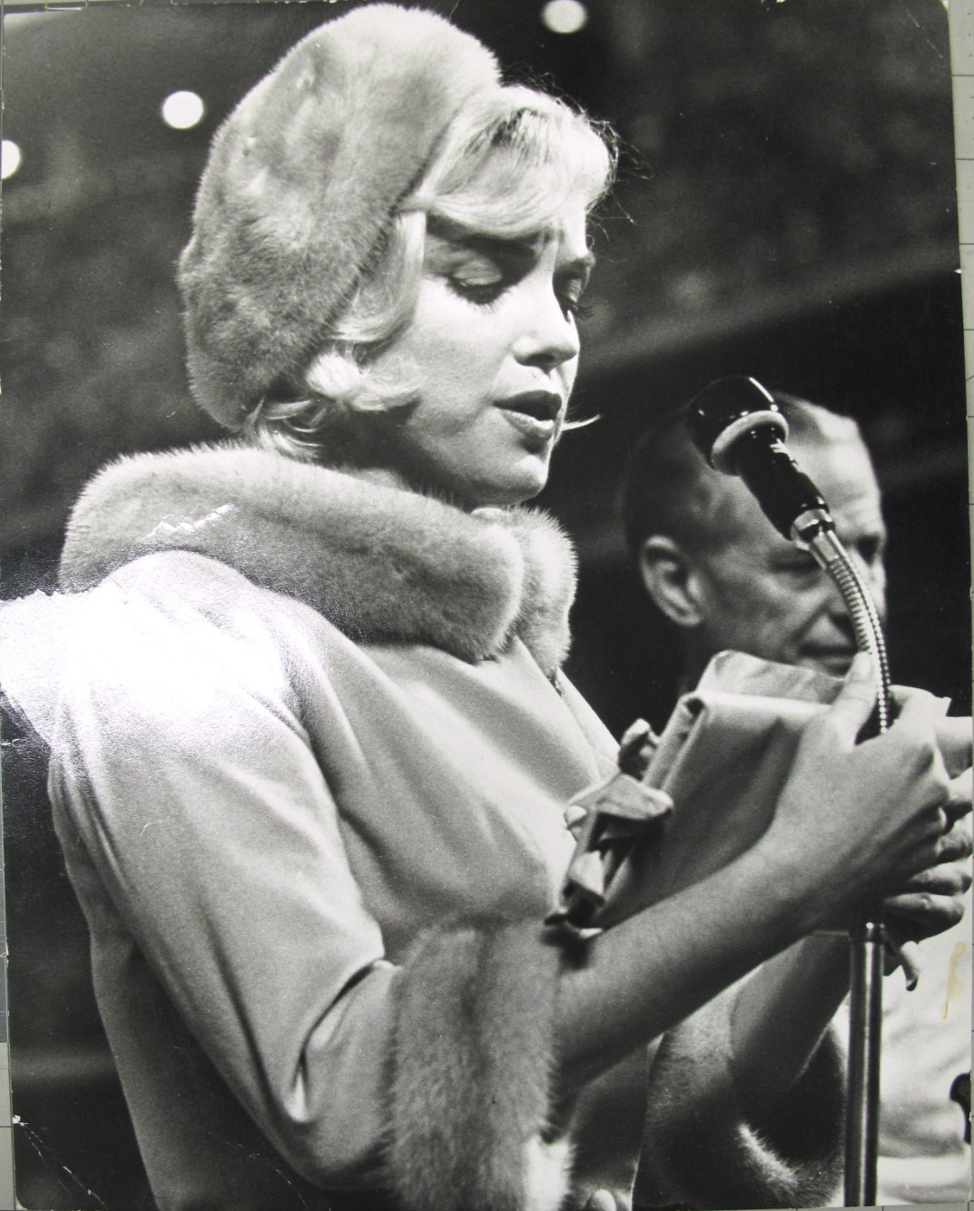 vtg Marilyn Monroe photograph - large 11x14 dbl weight 1962 Dodgers Stadium