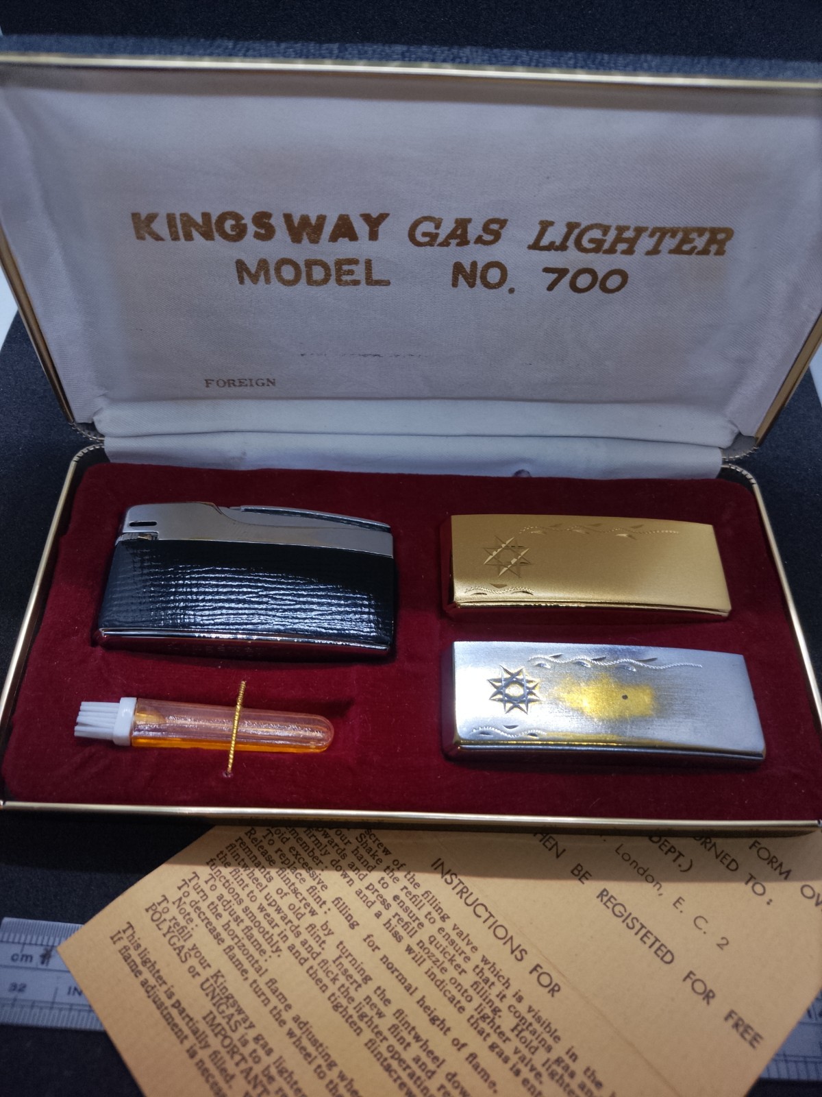 Vintage Kingsway 700 Gas Lighter Boxed Set - Sparks / Spares or Repair Vintage Kingsway 700 Gas Lighter Boxed Set - Sparks / Spares or Repair