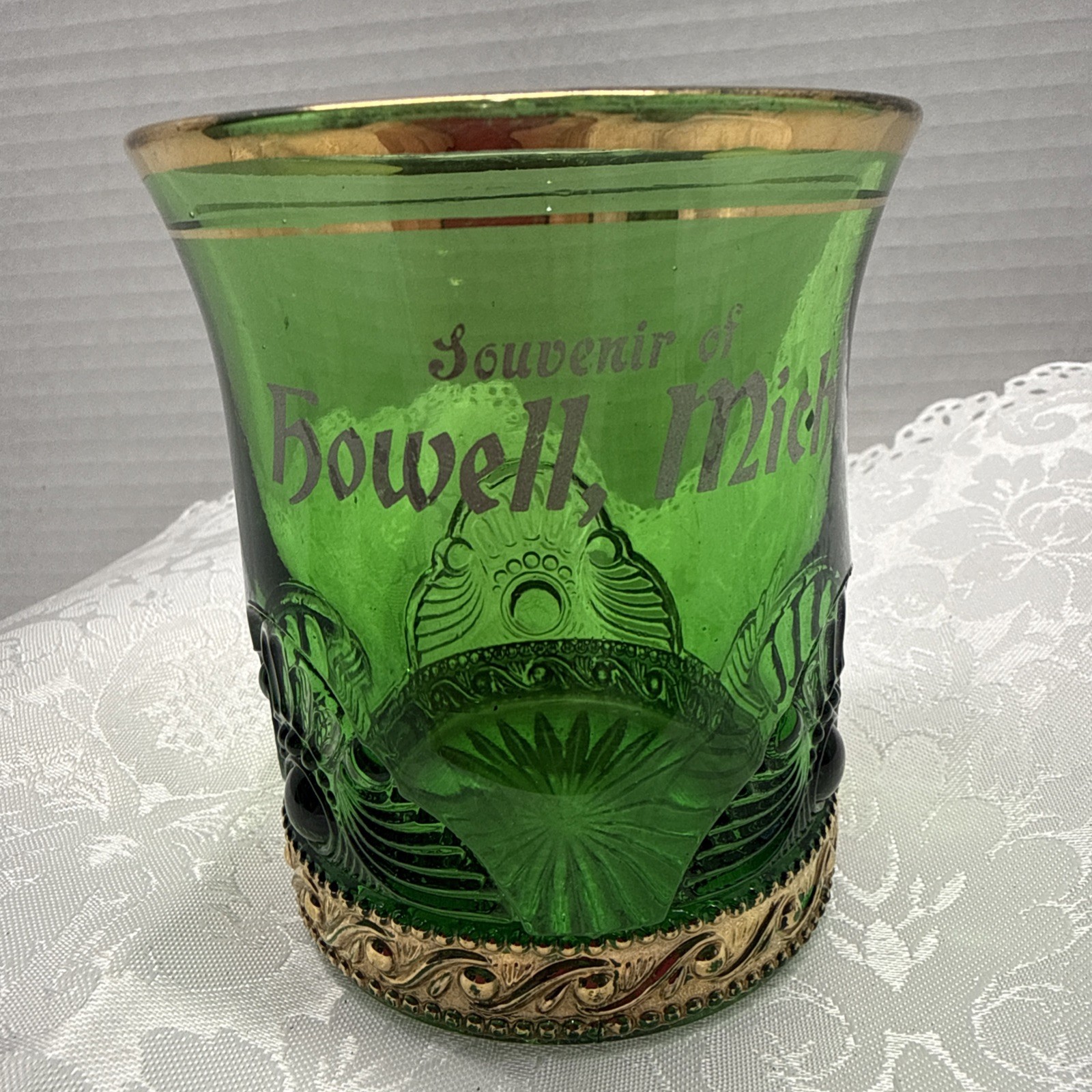 EAPG U S Glass JEWEL; Lacy Medallion Green w/ Gold Howell MI Cup 3.5\