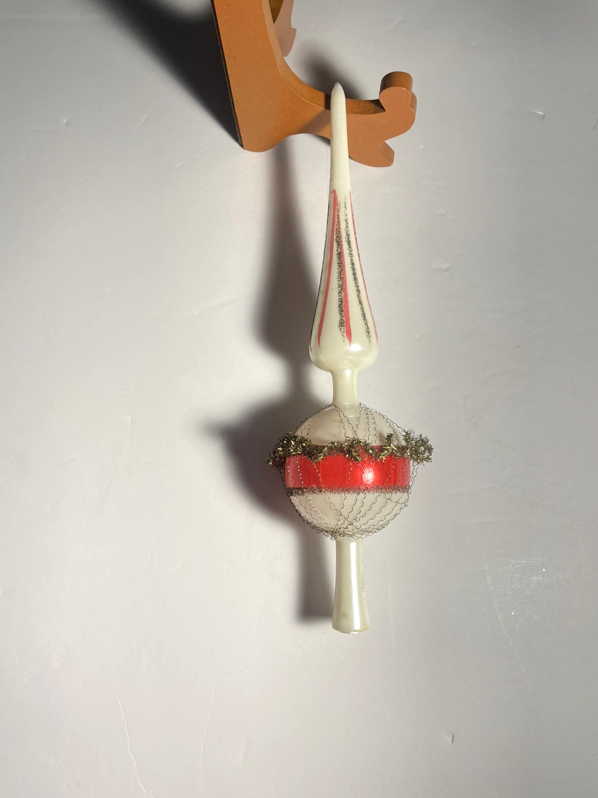 VINTAGE MCM PLASTIC ATOMIC TREE TOPPER