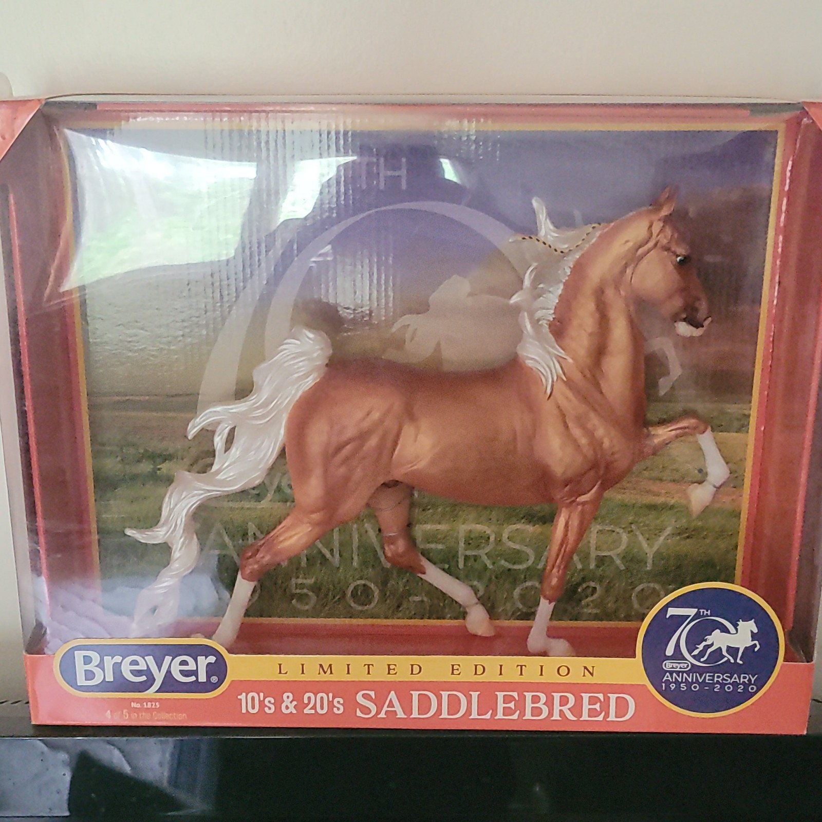 Breyer 1825 Racking Saddlebred Dappled Palomino LE 10s 20s 70th Anniversary ASB Breyer 1825 Racking Saddlebred Dappled Palomino LE 10s 20s 70th Anniversary ASB
