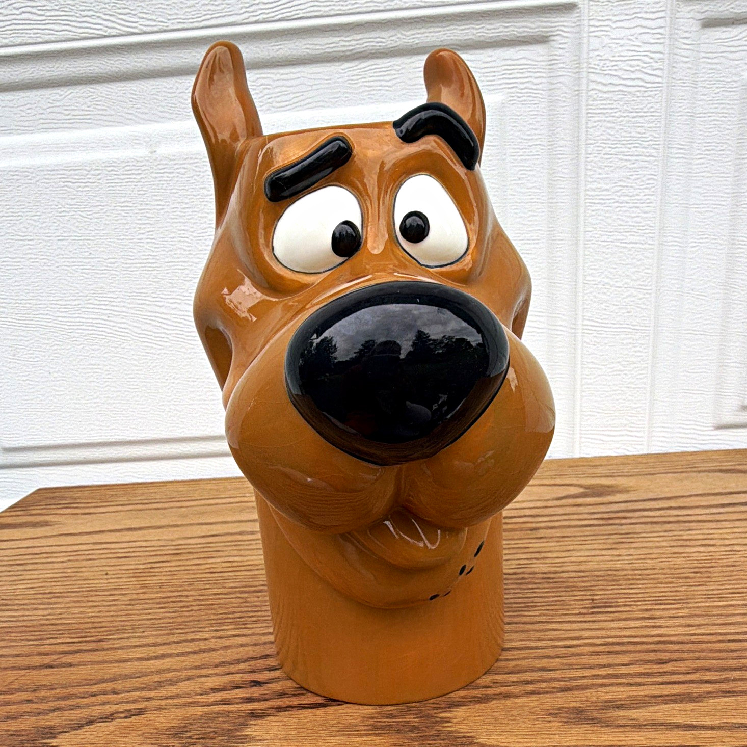 vintage 1997 Warner Bros. Studio Store Exclusive Scooby-Doo Ceramic Vase