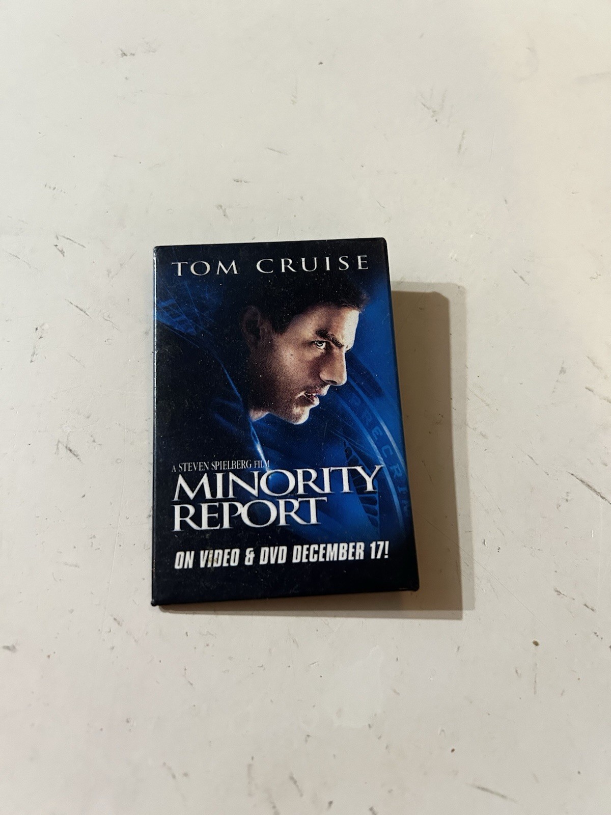 2002 VTG Tom Cruise - Minority Report  -  Advertising PIN on Button