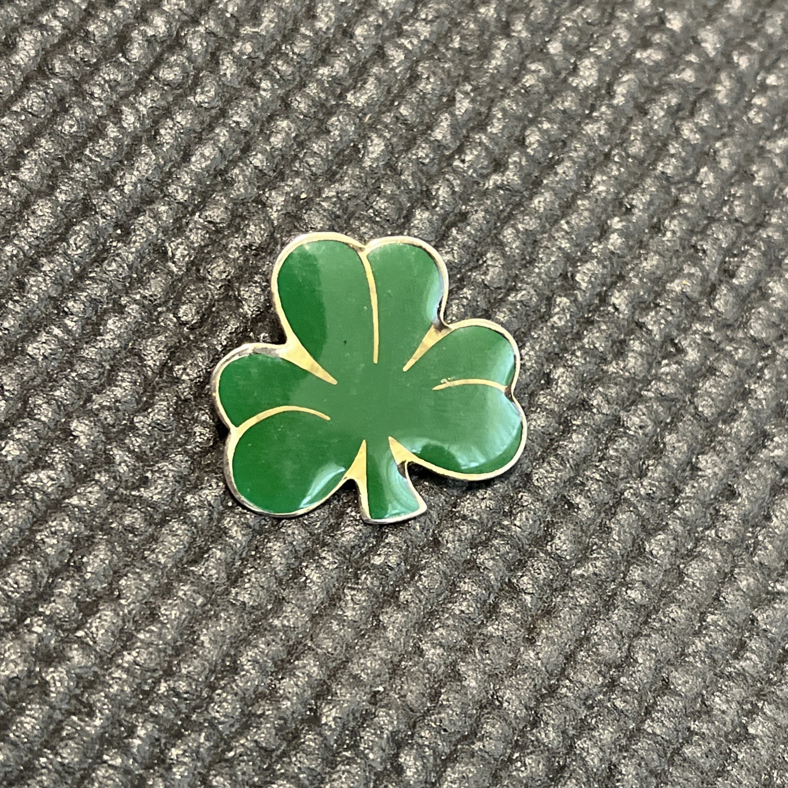 Vtg Green Shamrock Lucky Clover Lapel Pin Swib 1979 P7221